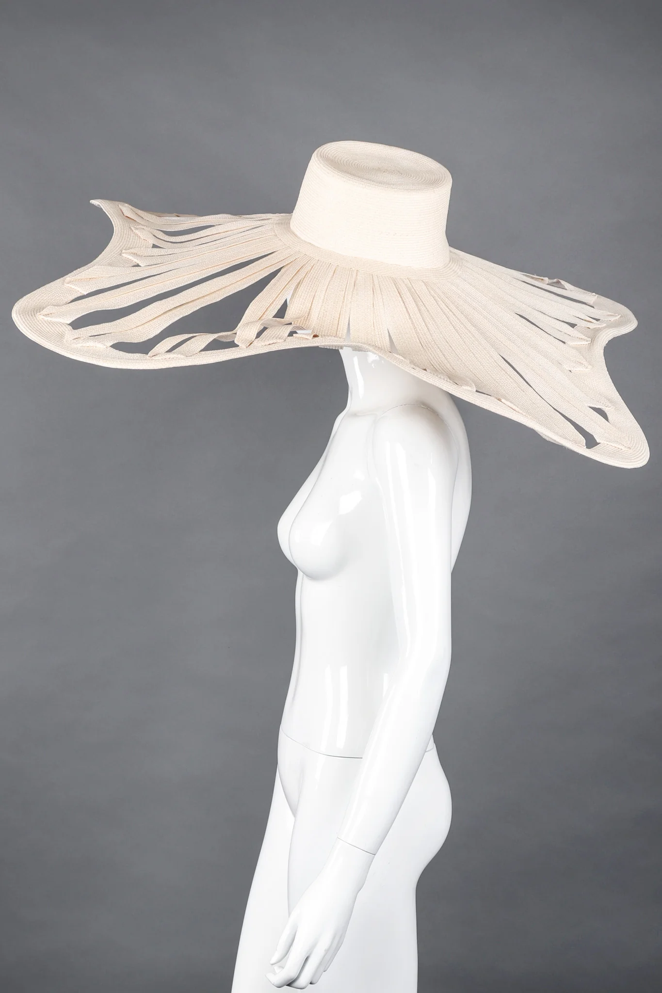Straw Ribbon Blossom Hat - Image 4