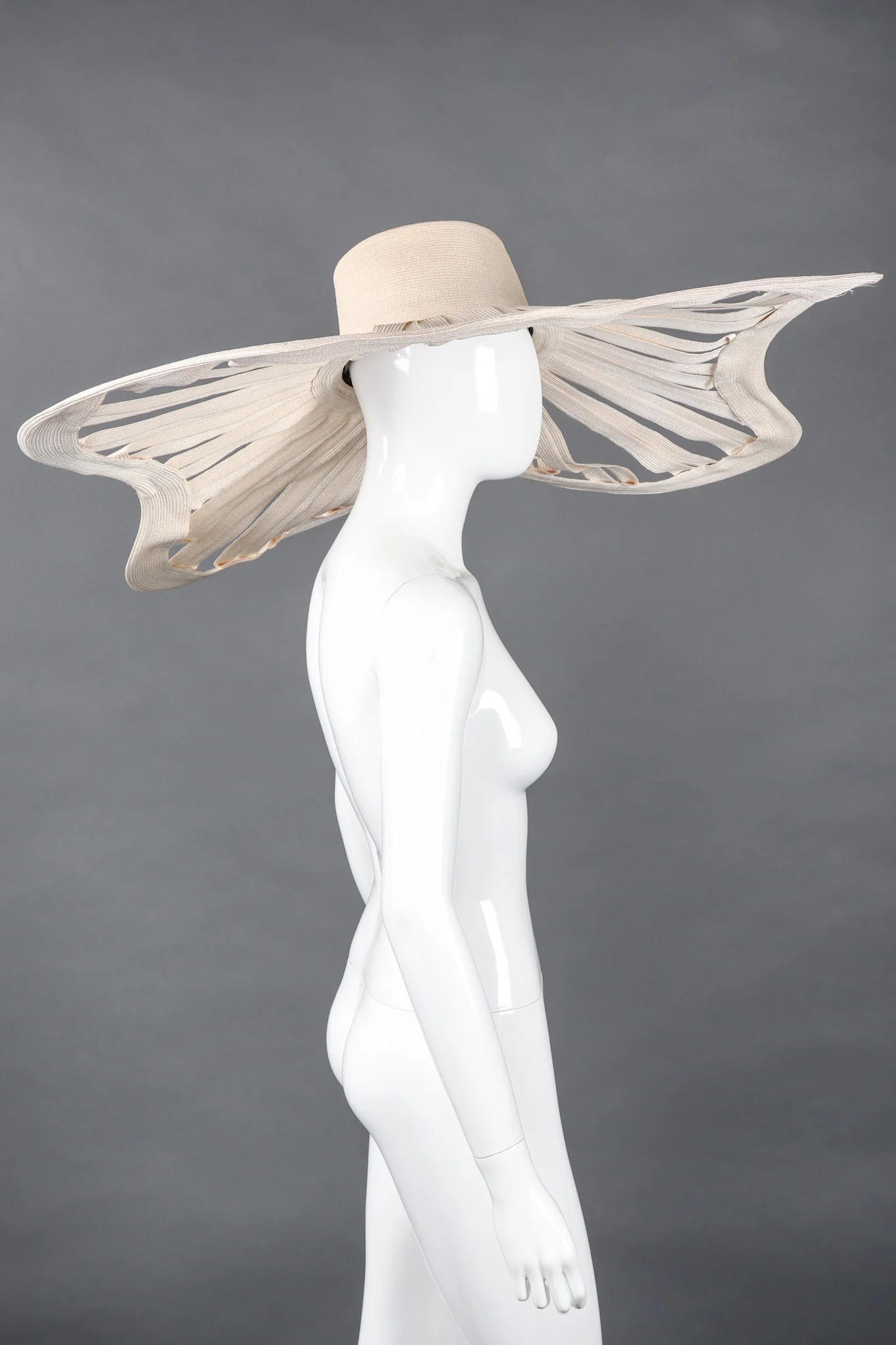 Straw Ribbon Blossom Hat - Image 6