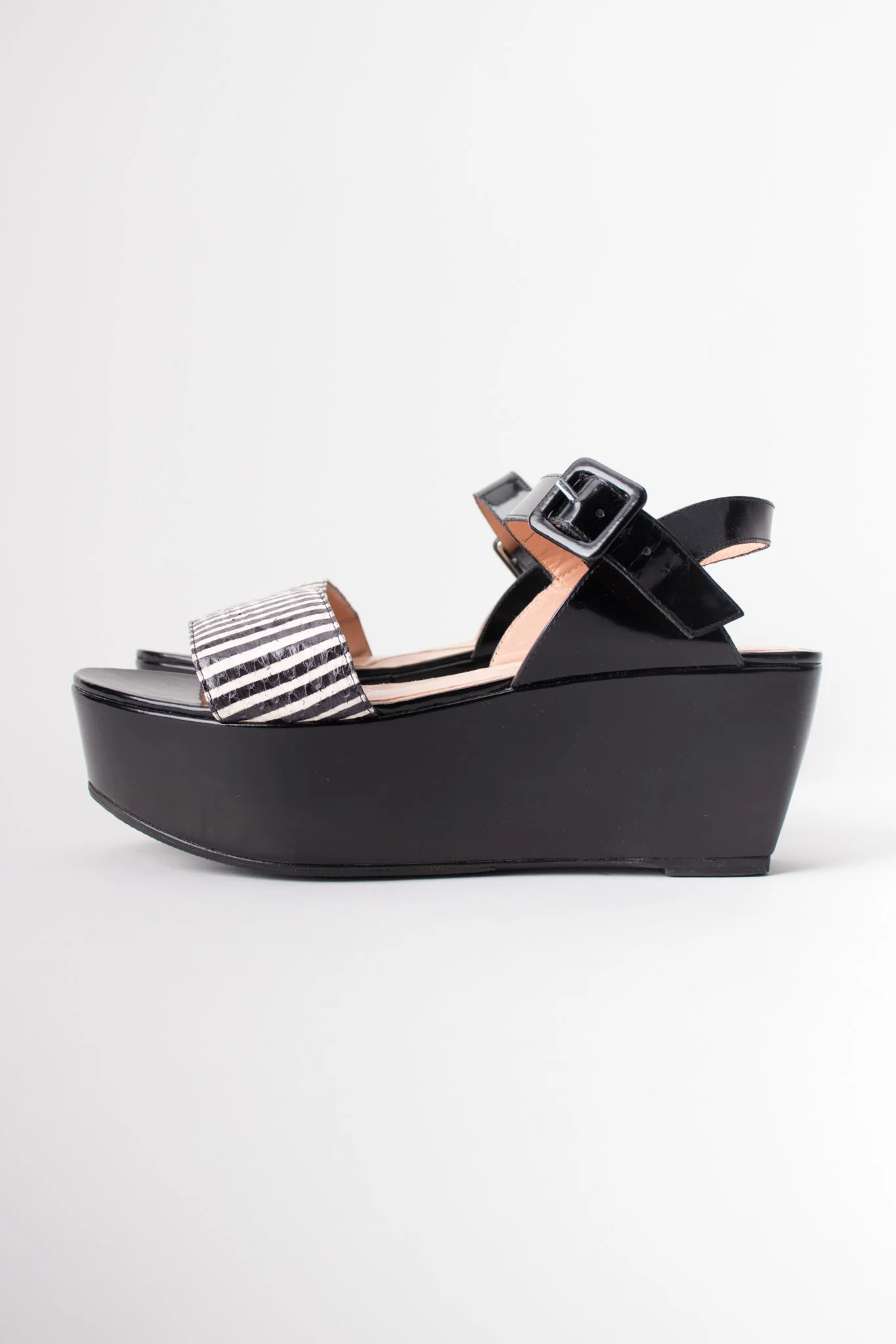 Striped Snake Flatform Sandals