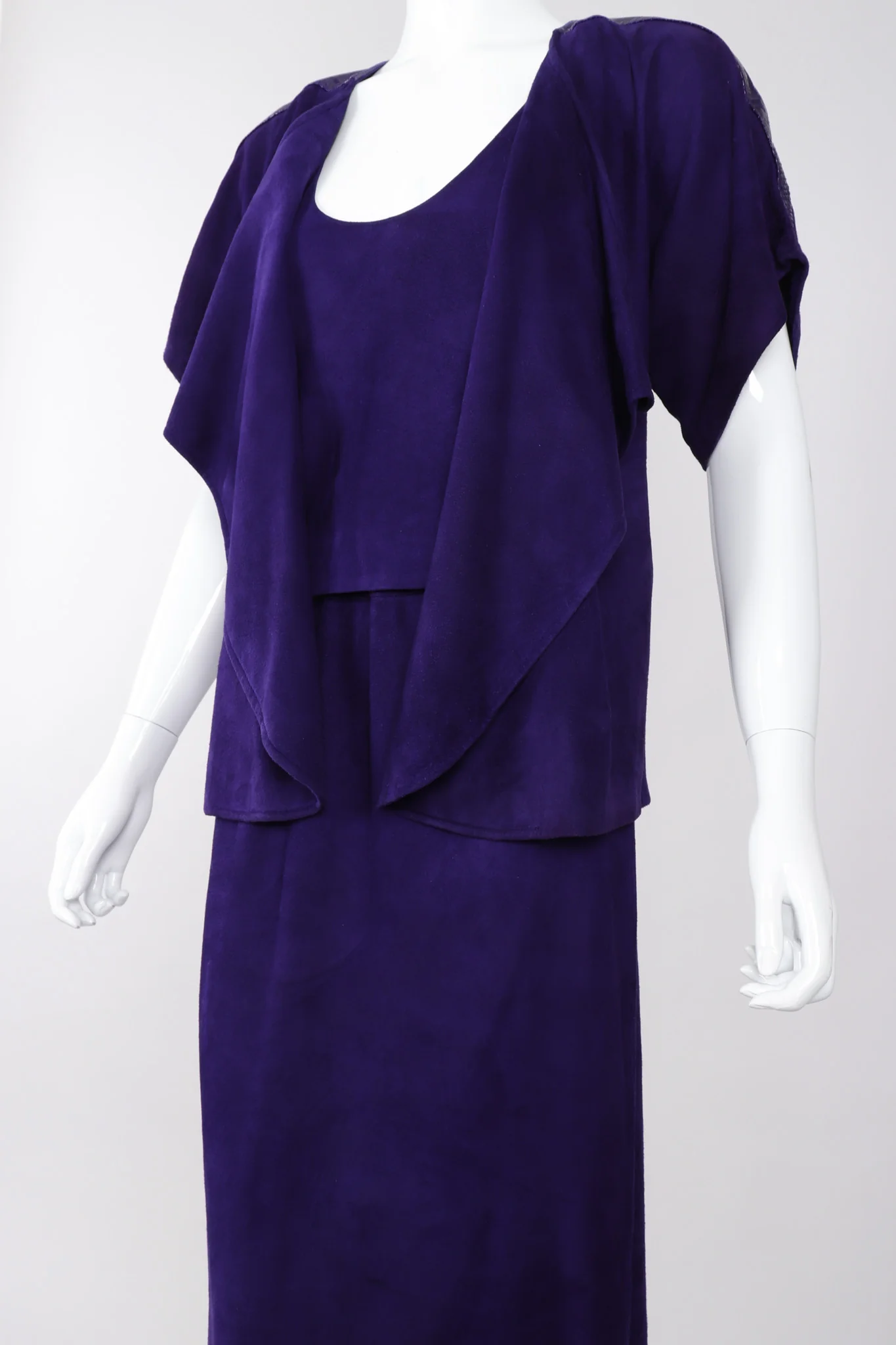 Suede Top Skirt & Jacket Set - Image 17