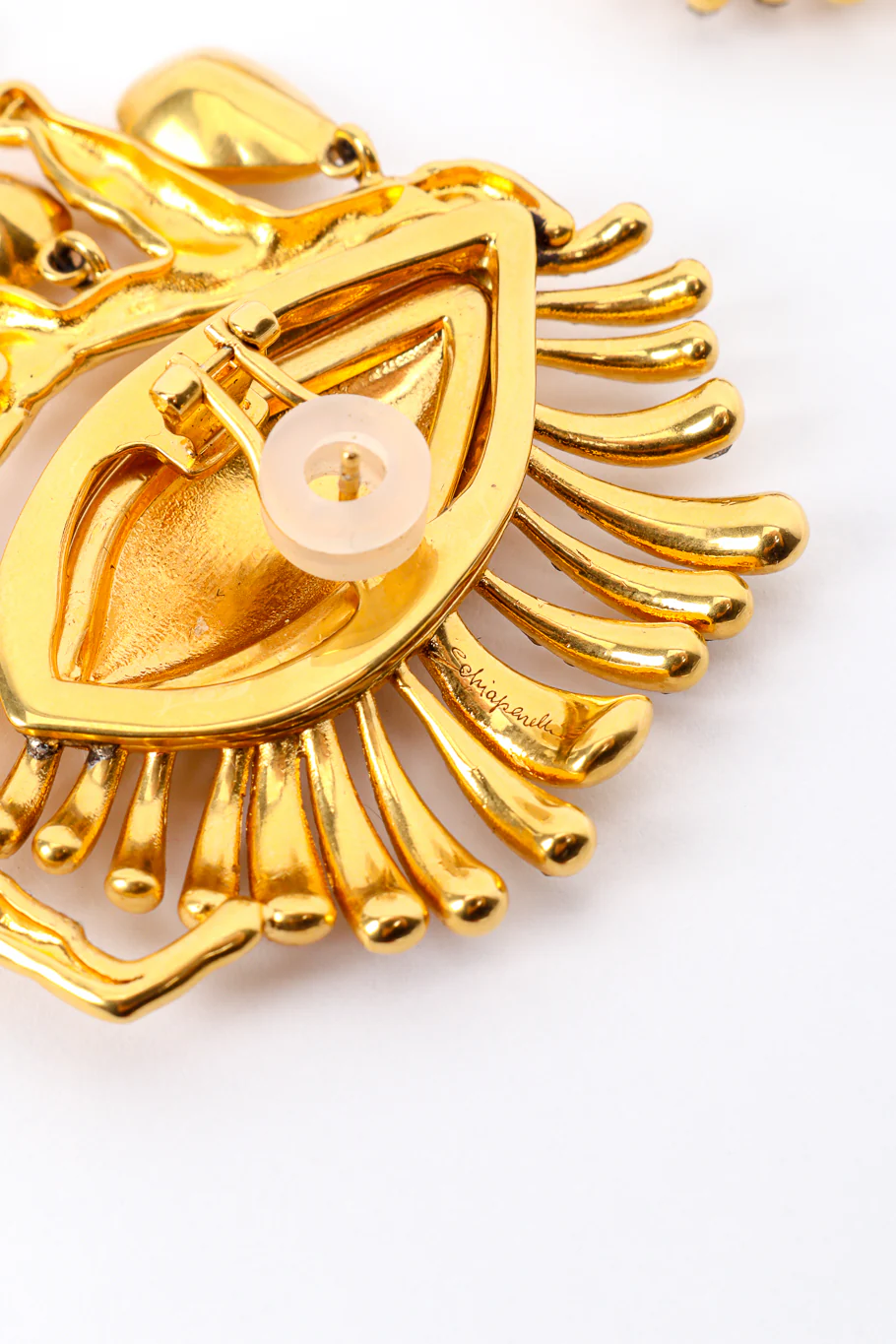 Surrealist Eye Earrings - Image 8