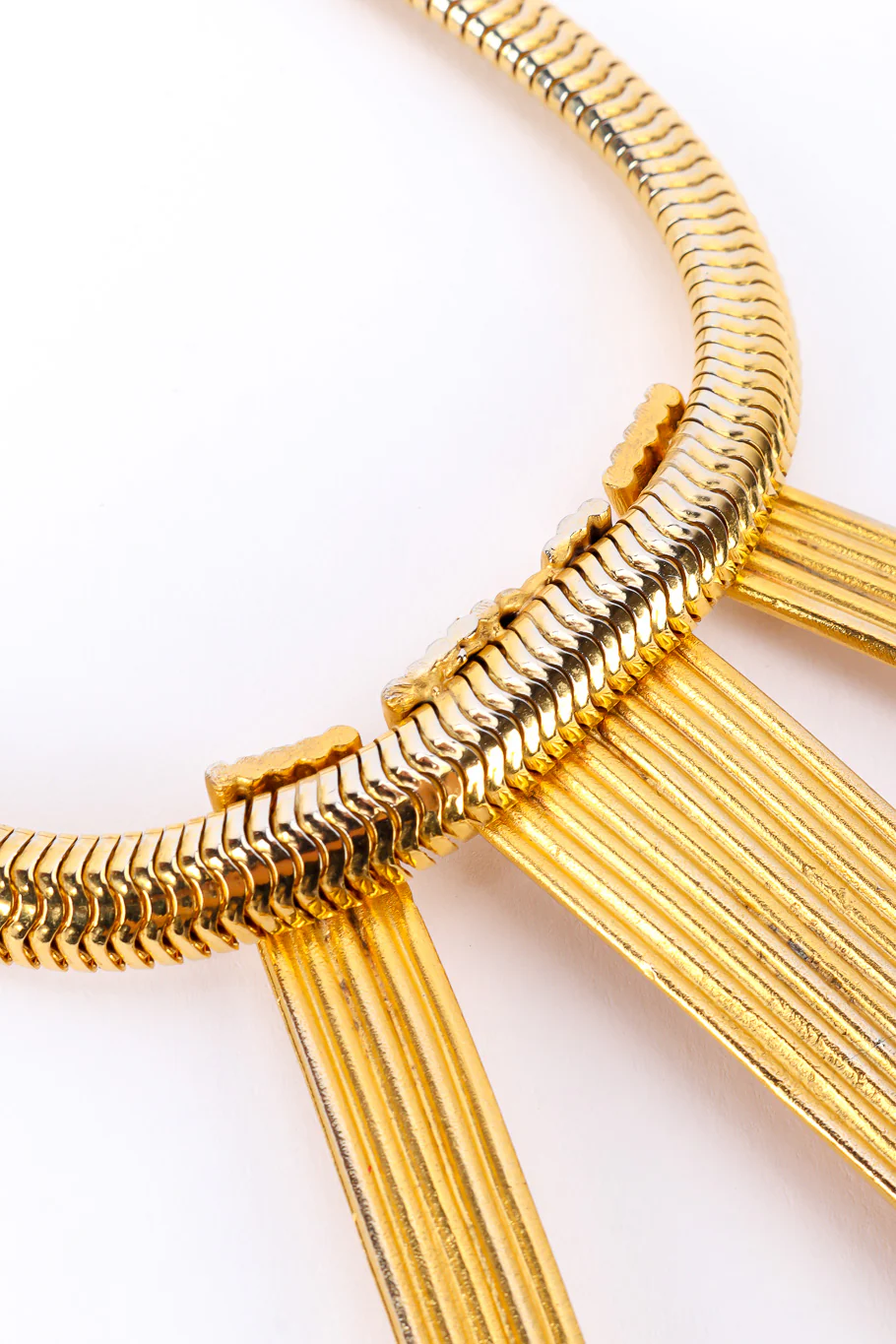 Swirl Motif Pendant Necklace - Image 11