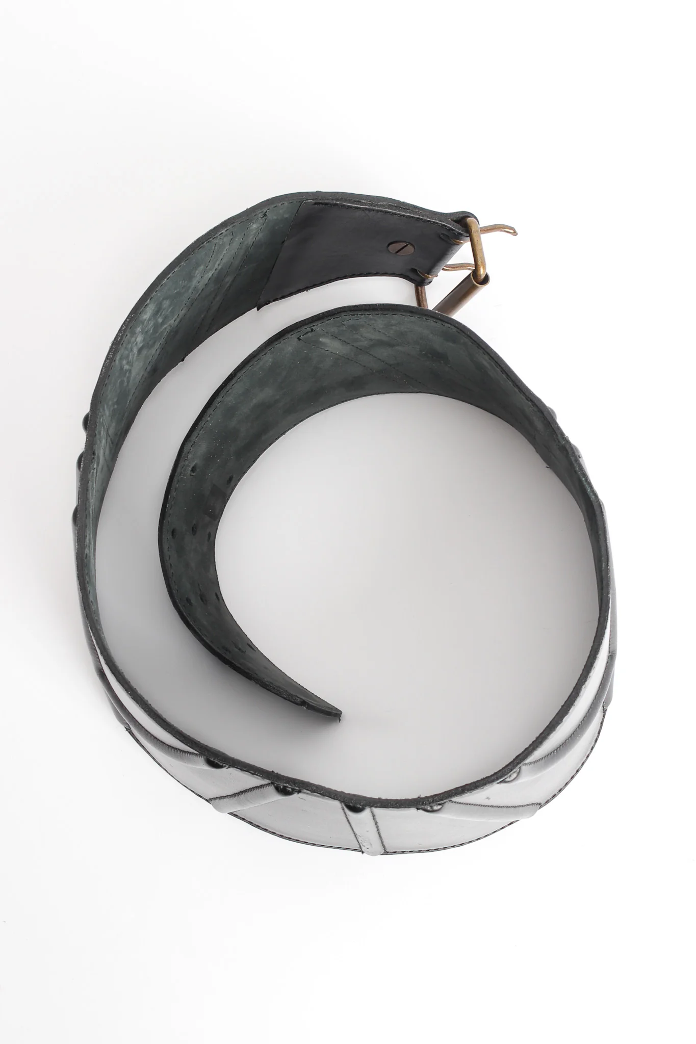 Textured Geo Leather Waist Belt - Image 10