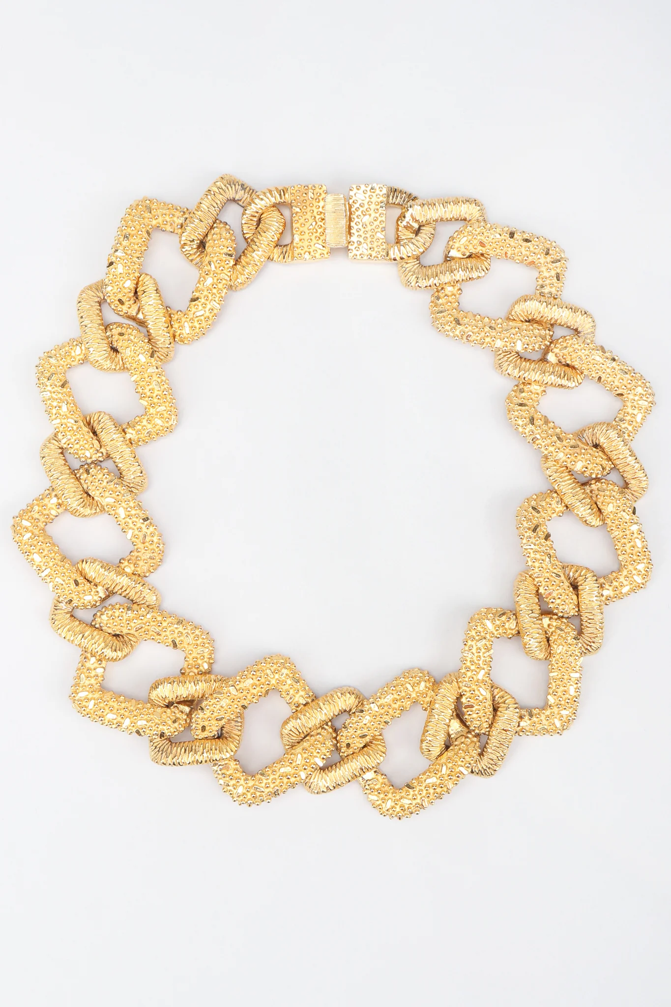 Textured Square Chain Necklace - Image 4
