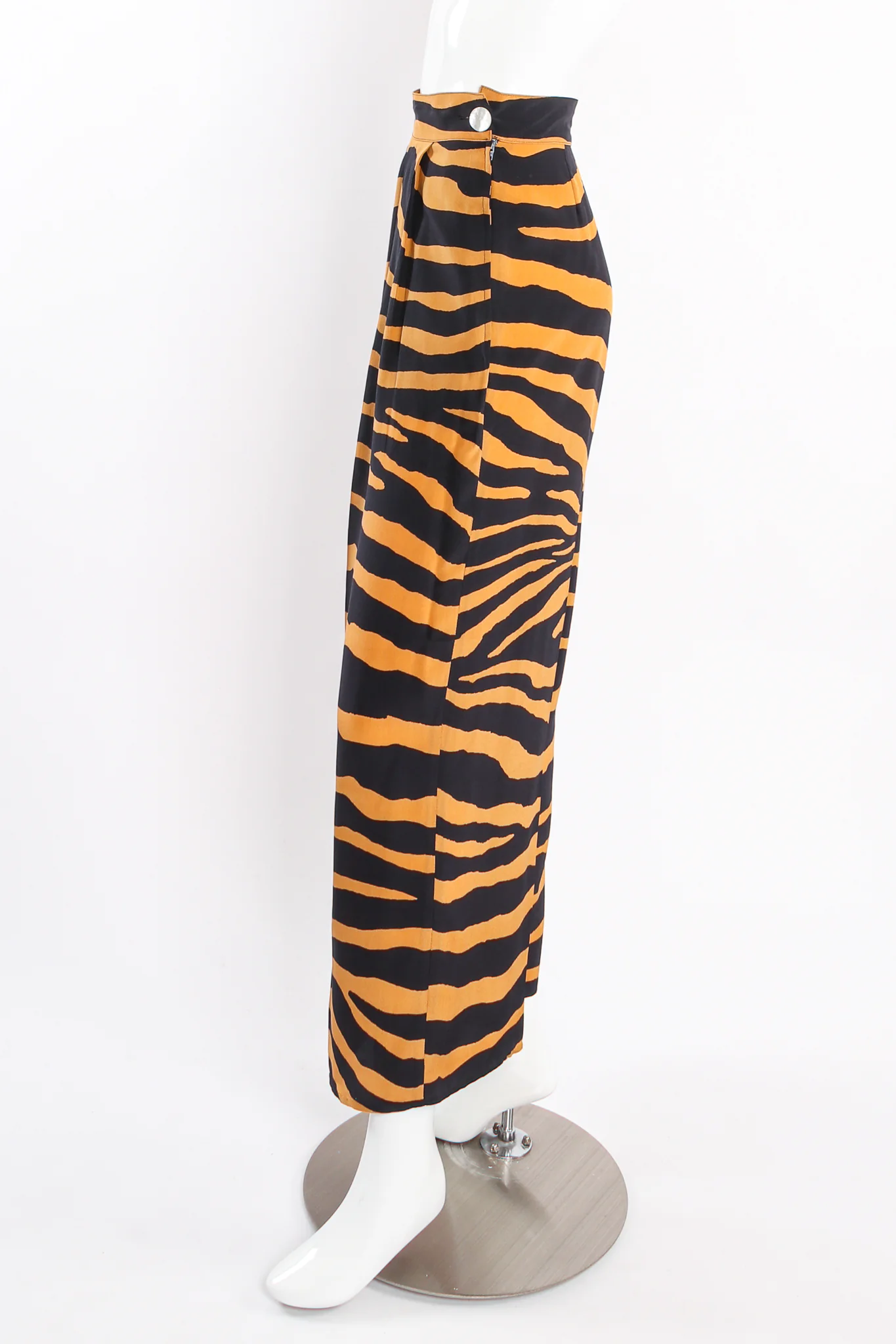 Tiger Stripe Silk Jacket & Pant Suit - Image 10