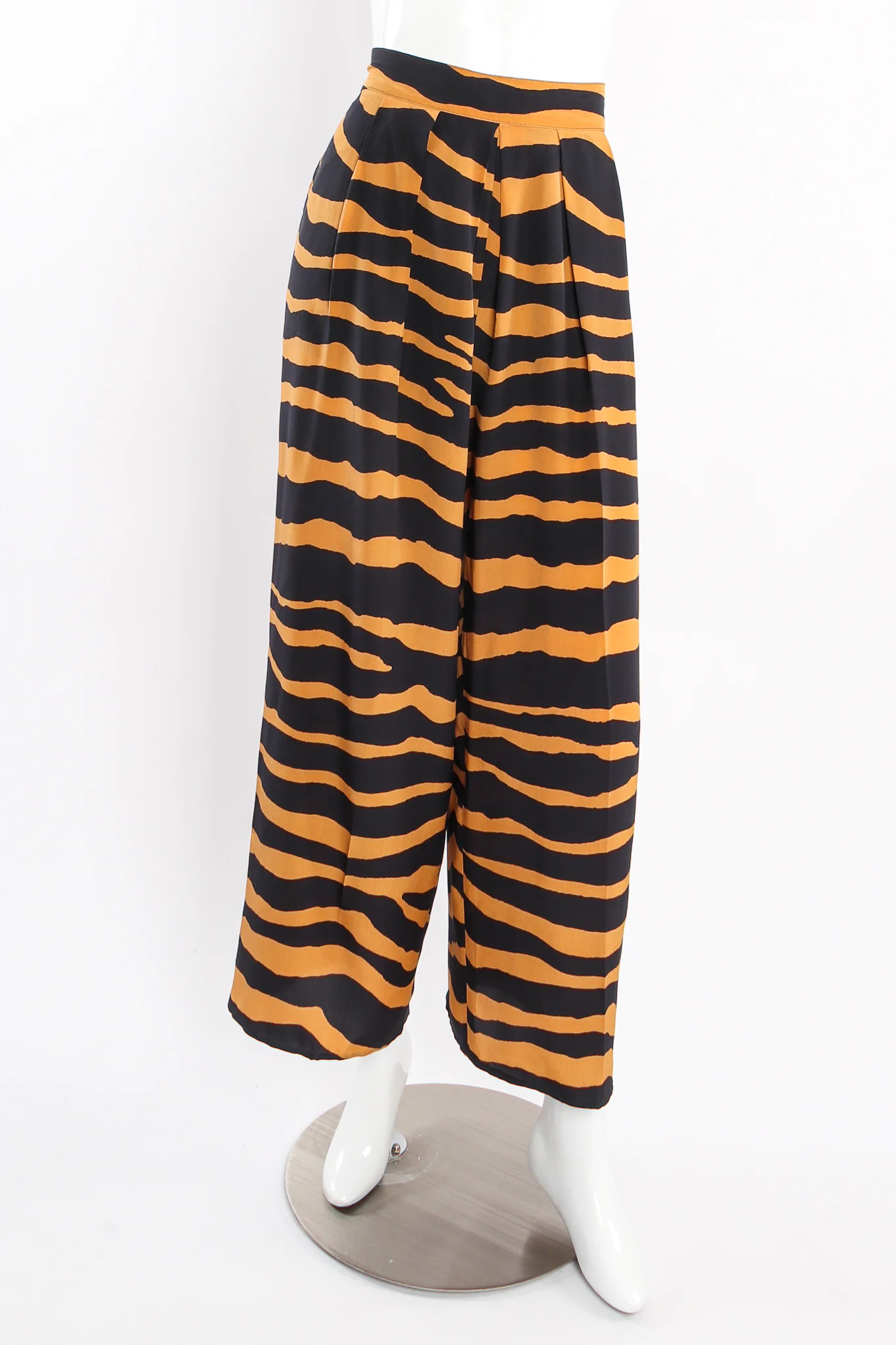 Tiger Stripe Silk Jacket & Pant Suit - Image 9