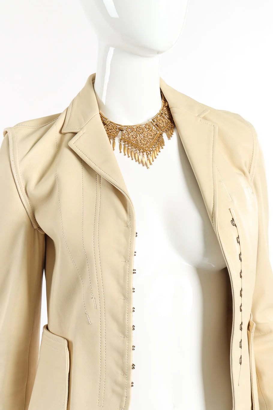 Trapezoid Swirl Link Collar Necklace - Image 2