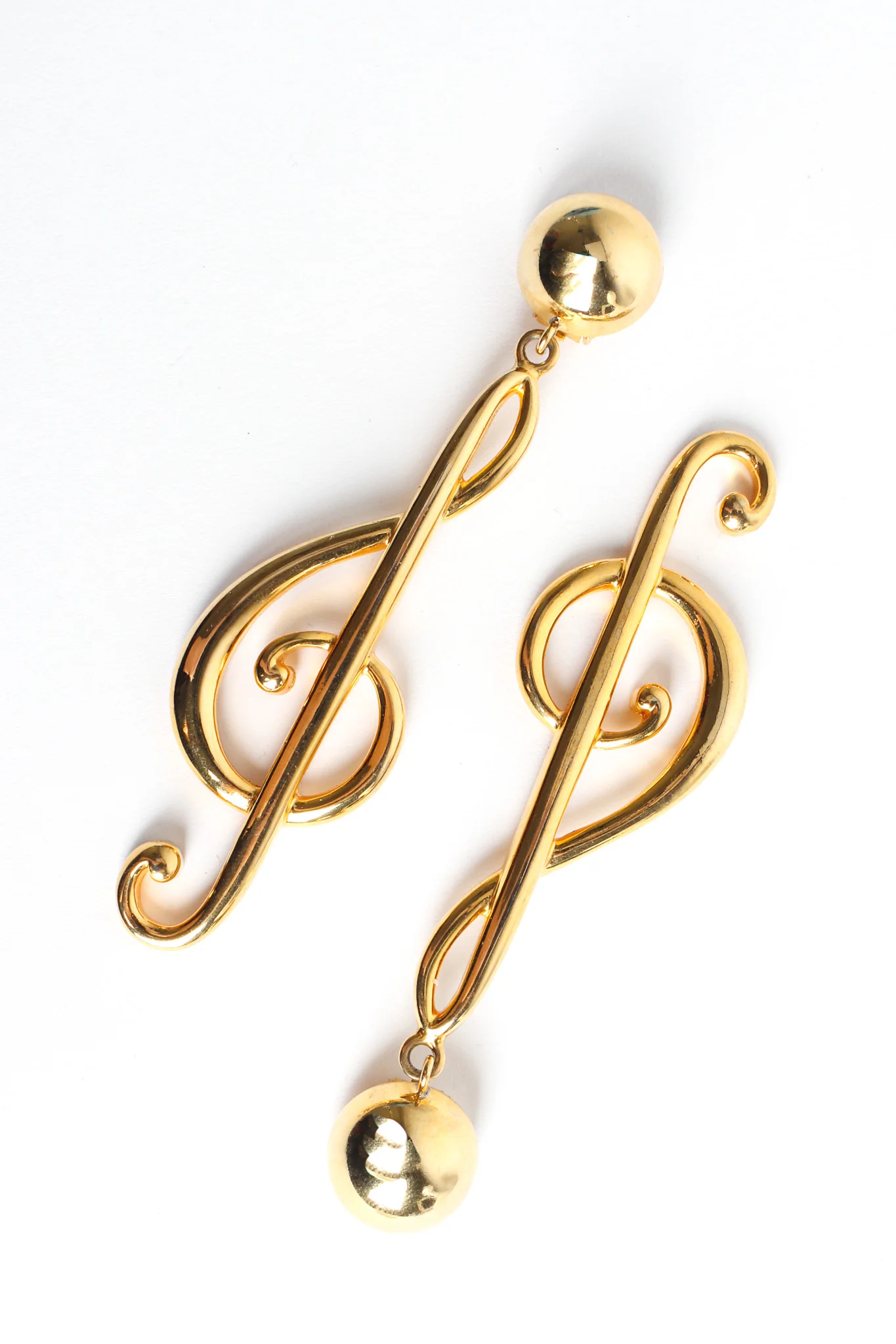 Treble Clef Music Note Earrings - Image 4