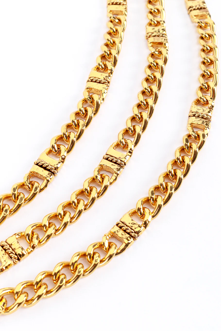 Triple-Strand Hammered Curb Chain Belt - Image 3