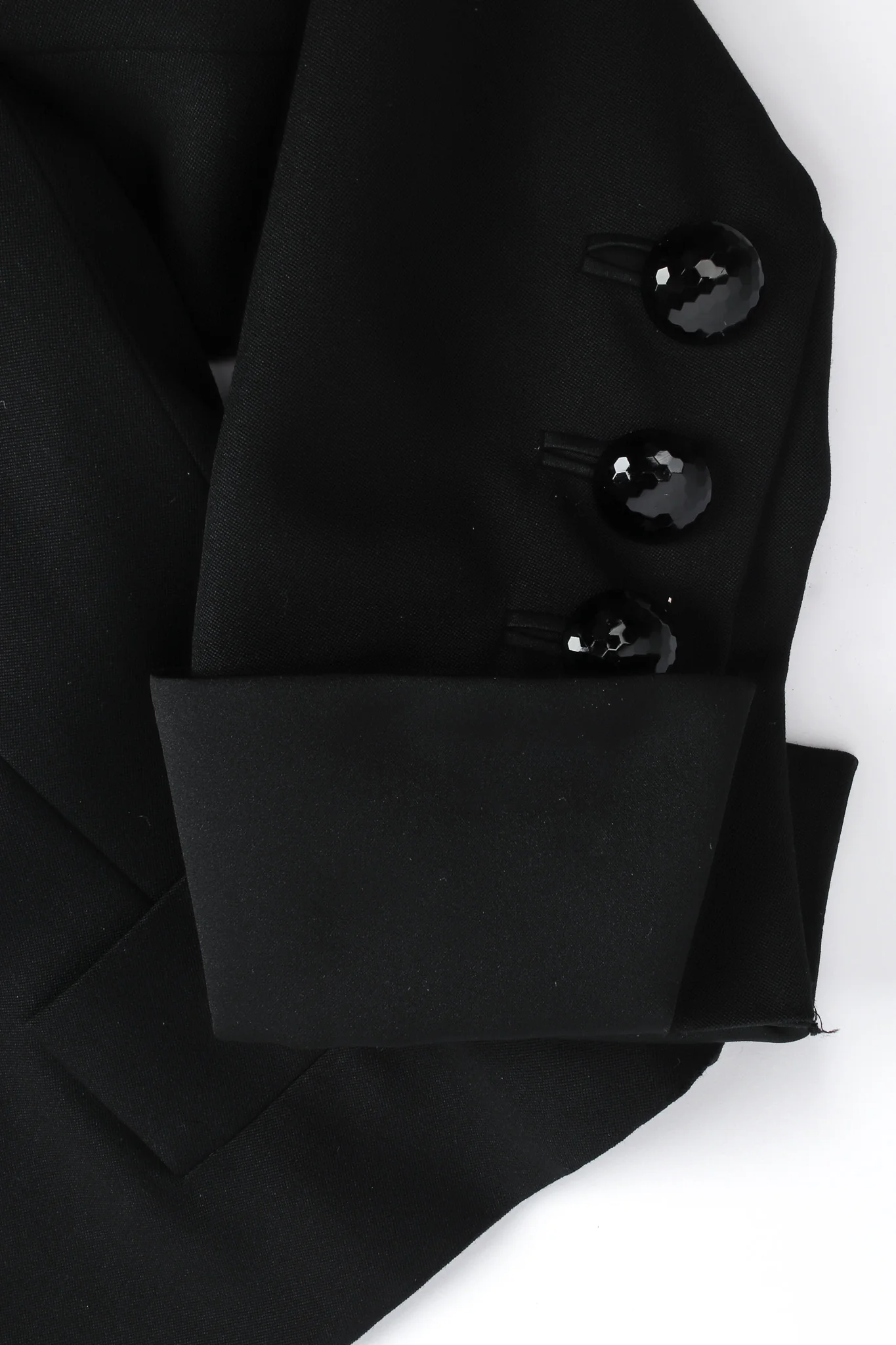 Tuxedo Crop Jacket & Pant Set - Image 14