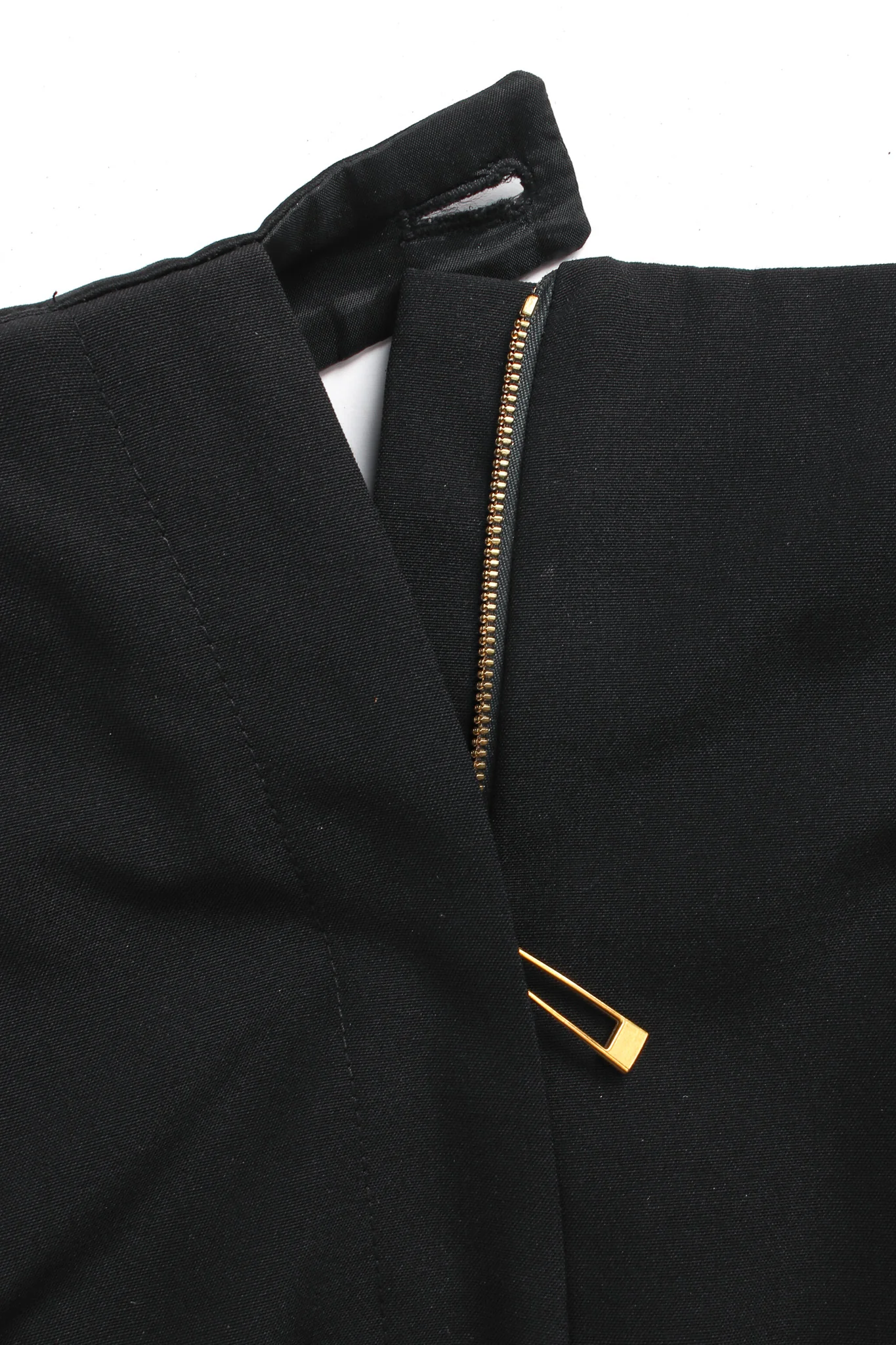 Tuxedo Crop Jacket & Pant Set - Image 15