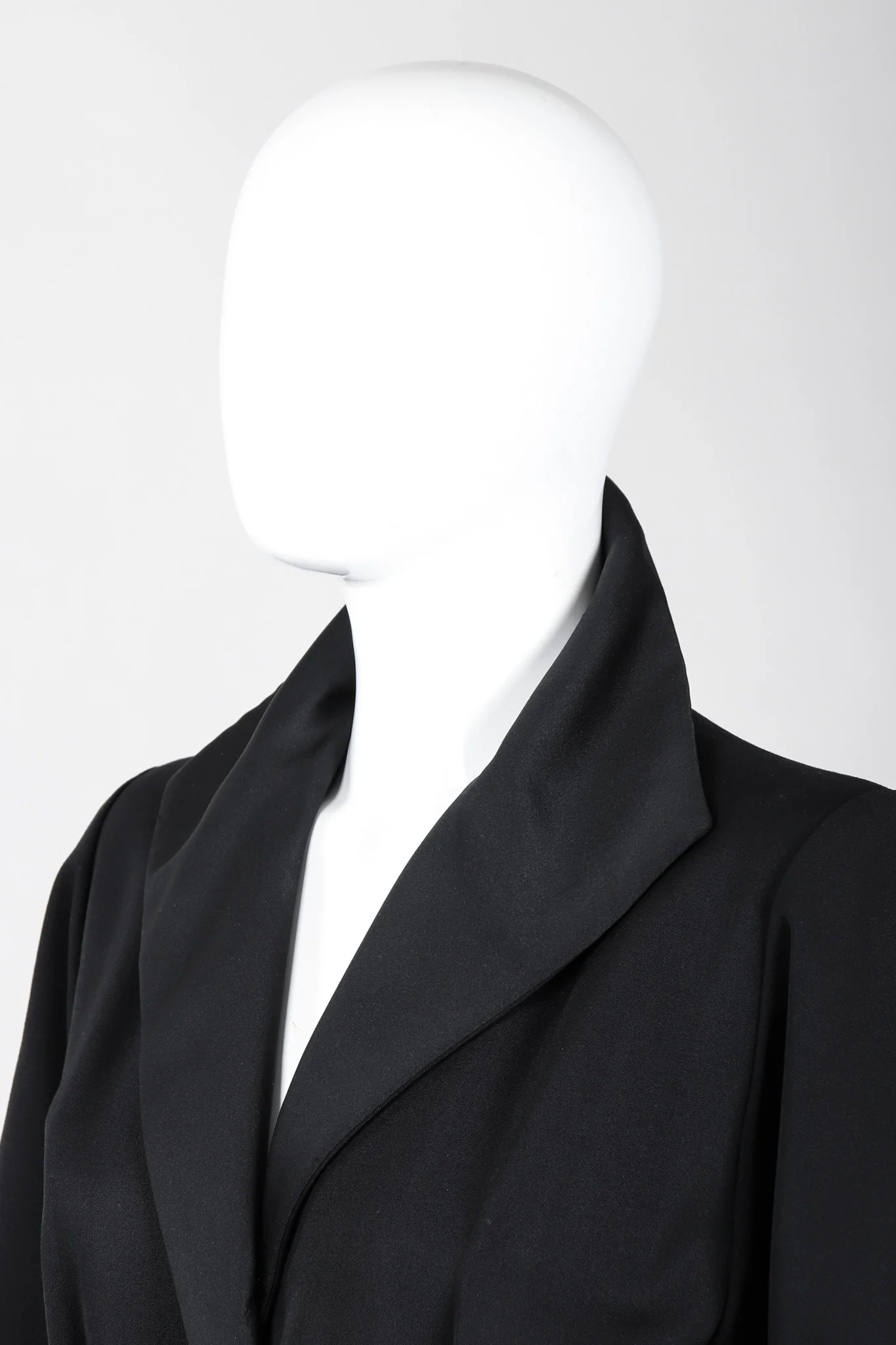 Le Smoking Tuxedo Jumpsuit - Image 7