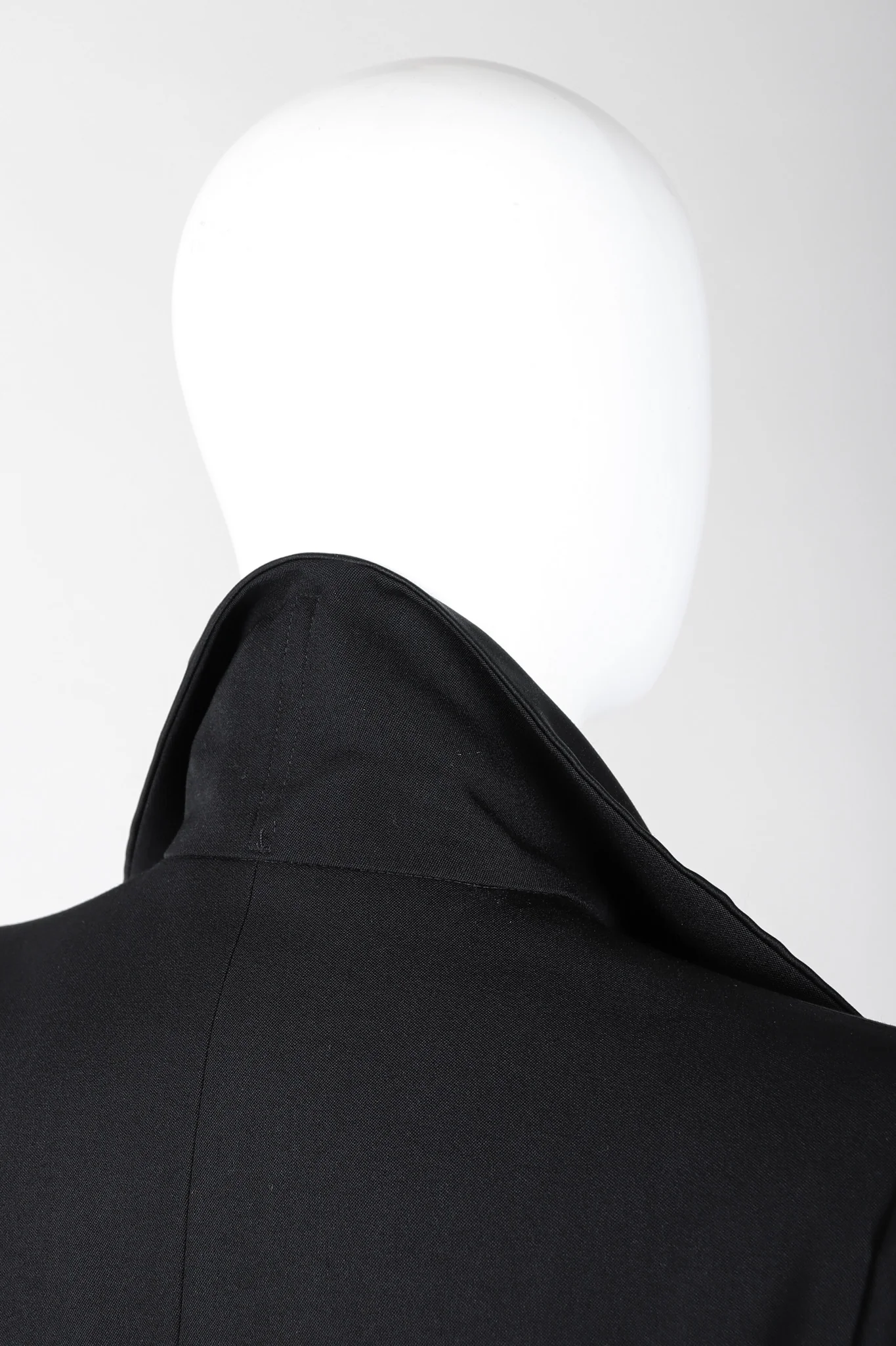 Le Smoking Tuxedo Jumpsuit - Image 8