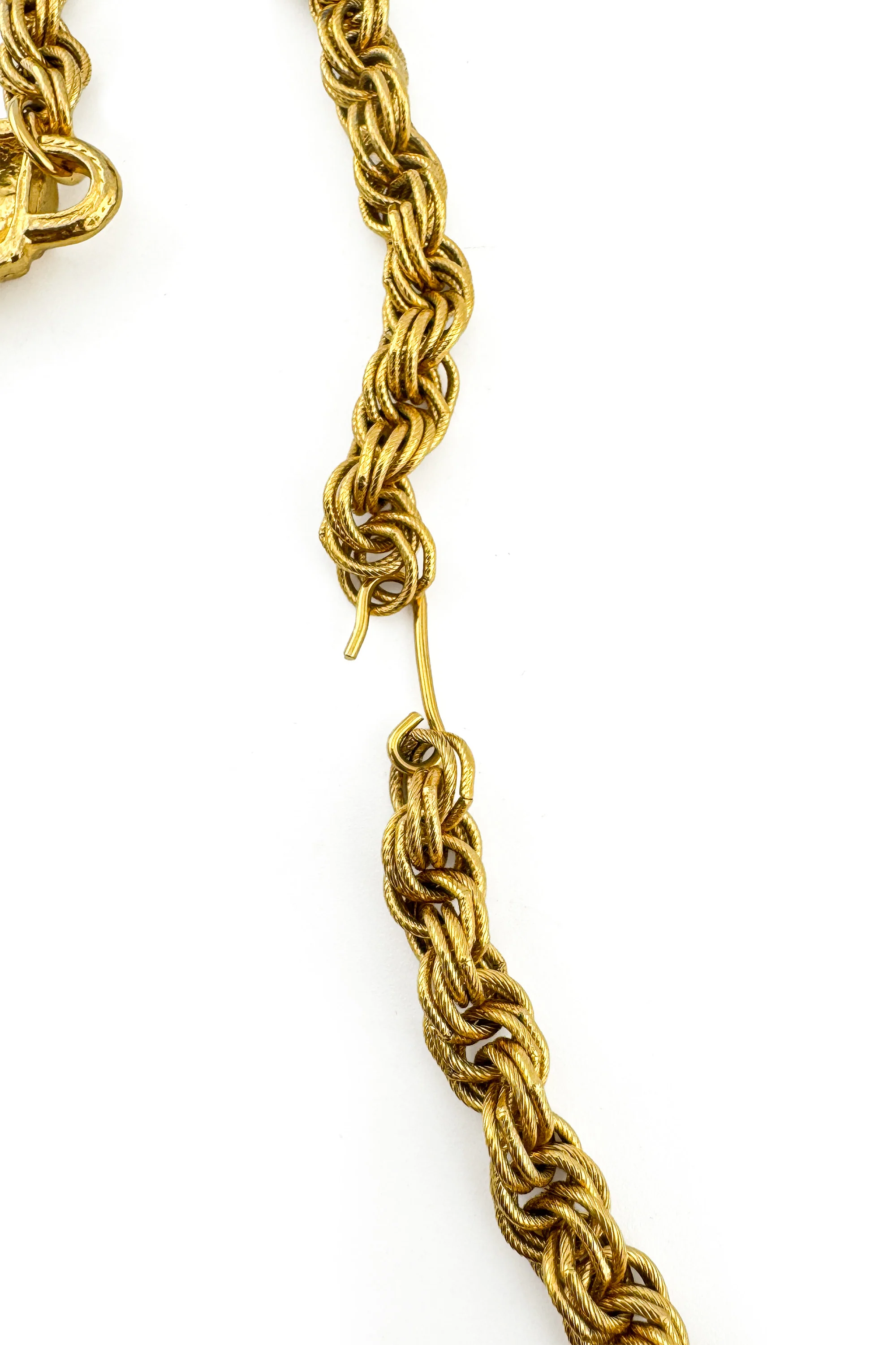 Twin Lions Pendant Necklace III - Image 4