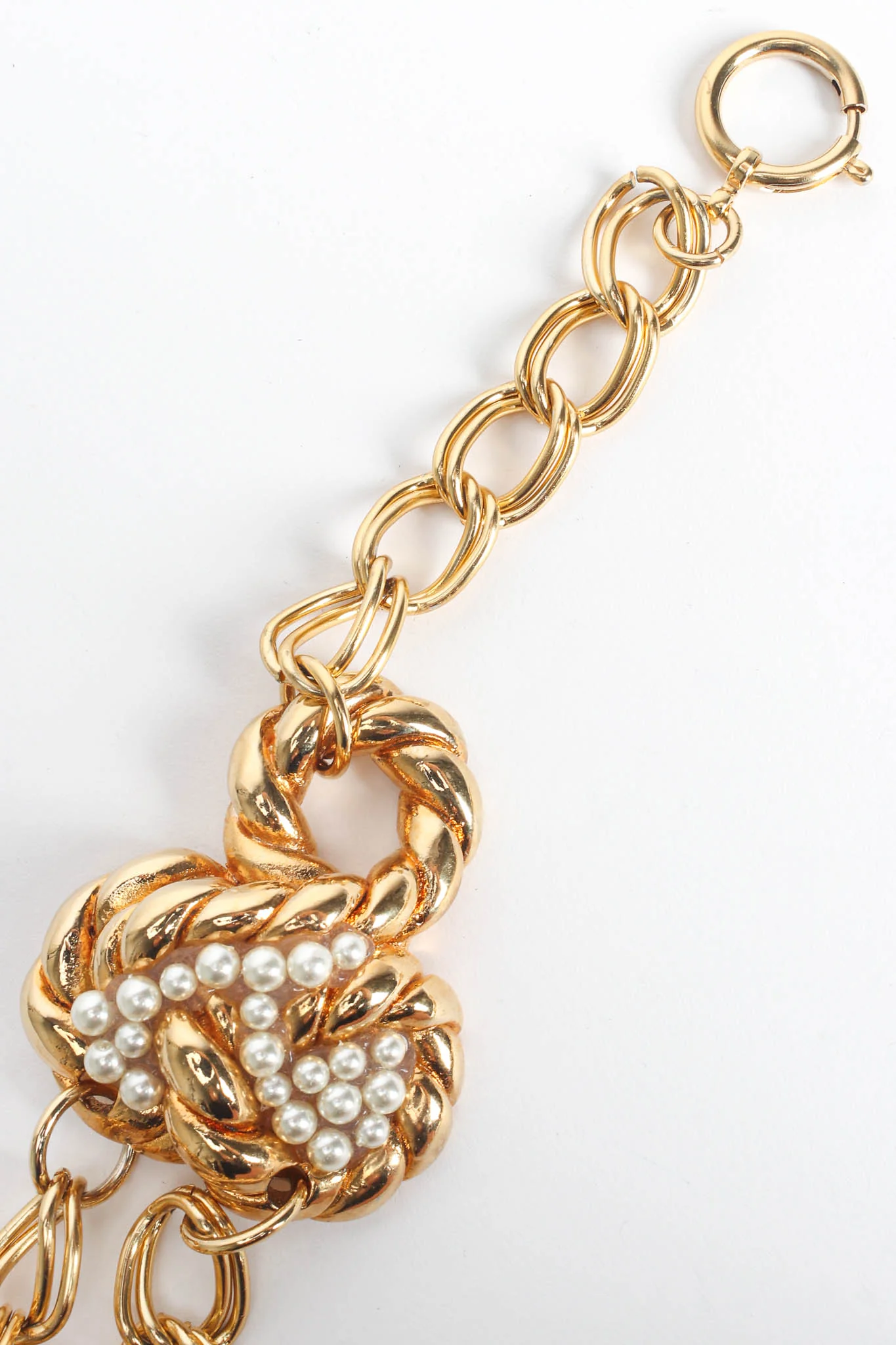 Twisted Love Pearl Chain Belt - Image 7