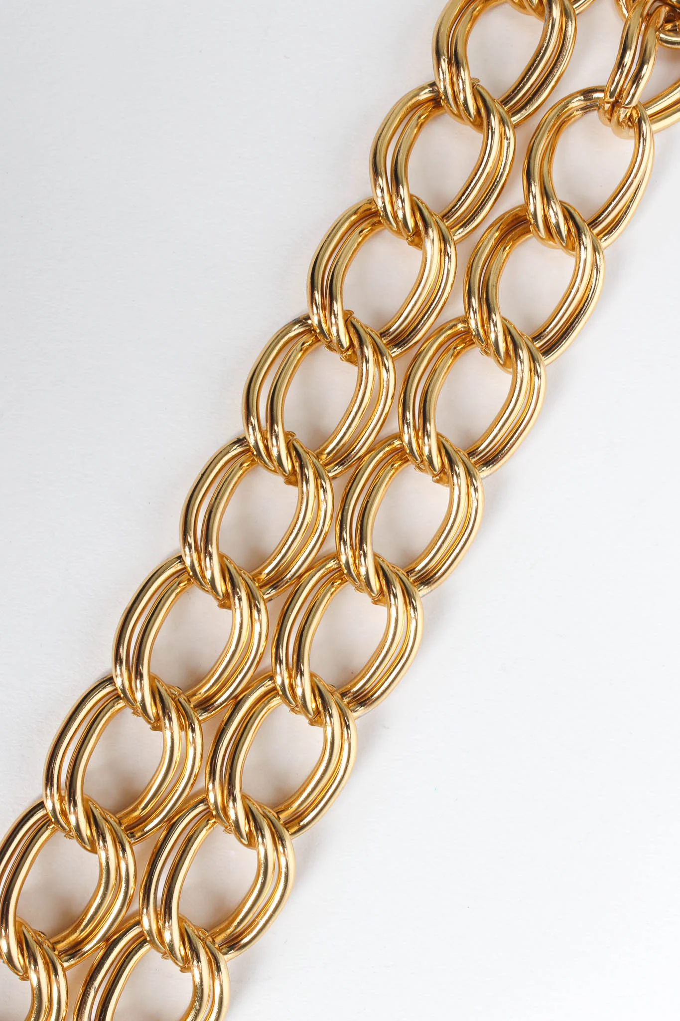 Twisted Love Pearl Chain Belt - Image 9