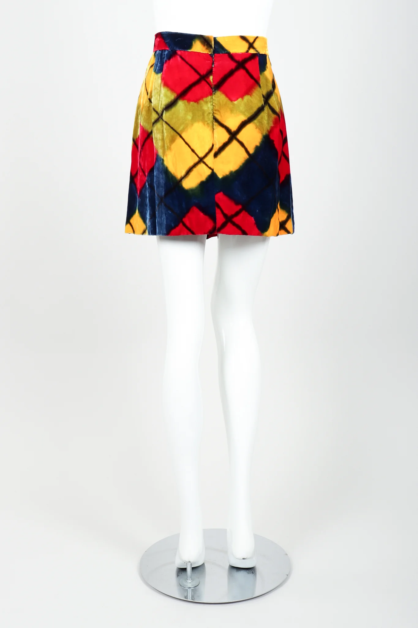 Diamond Argyle Velour Mini Skirt - Image 3