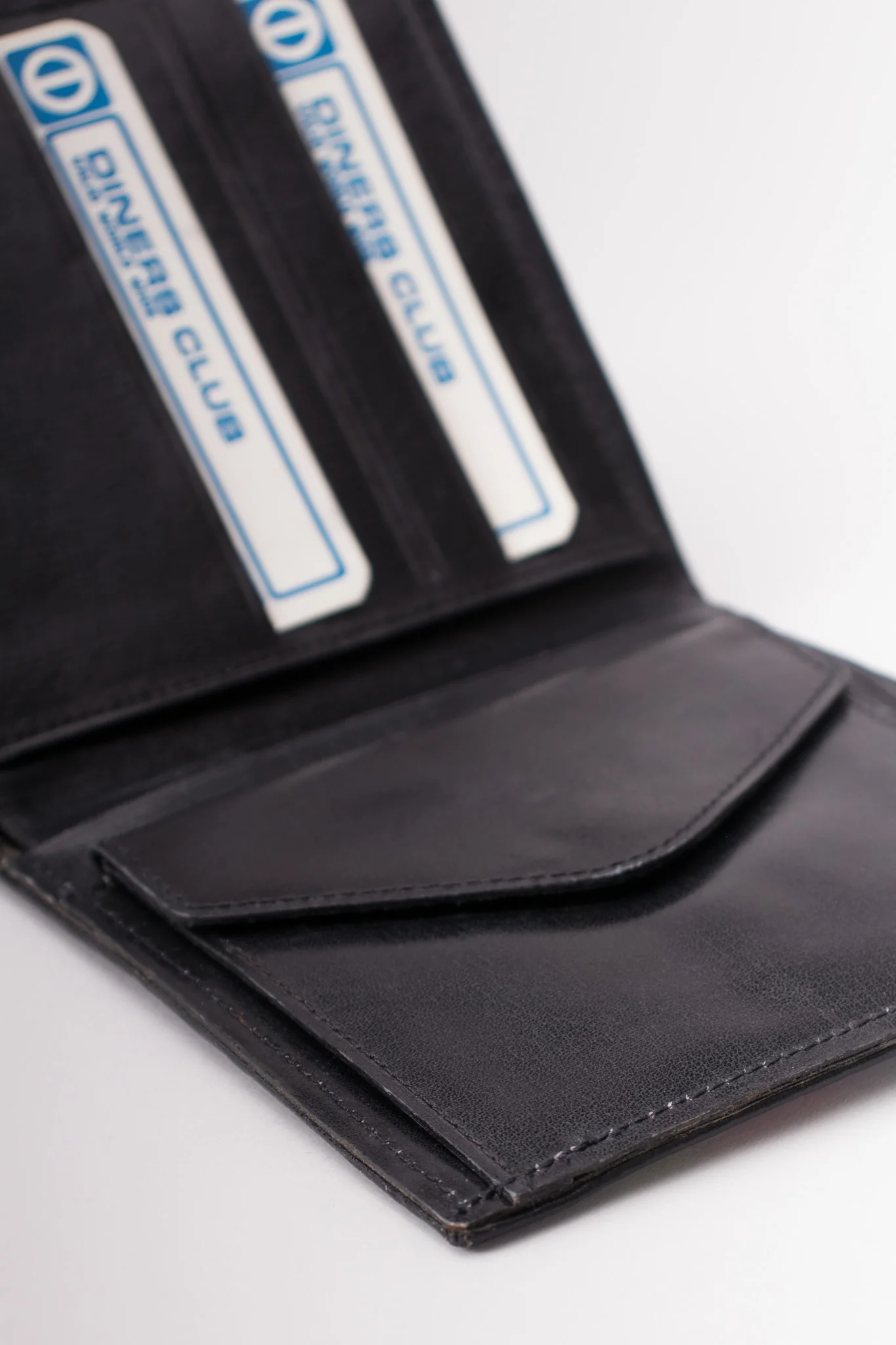 Velvet Striped Bi-Fold Wallet - Image 13