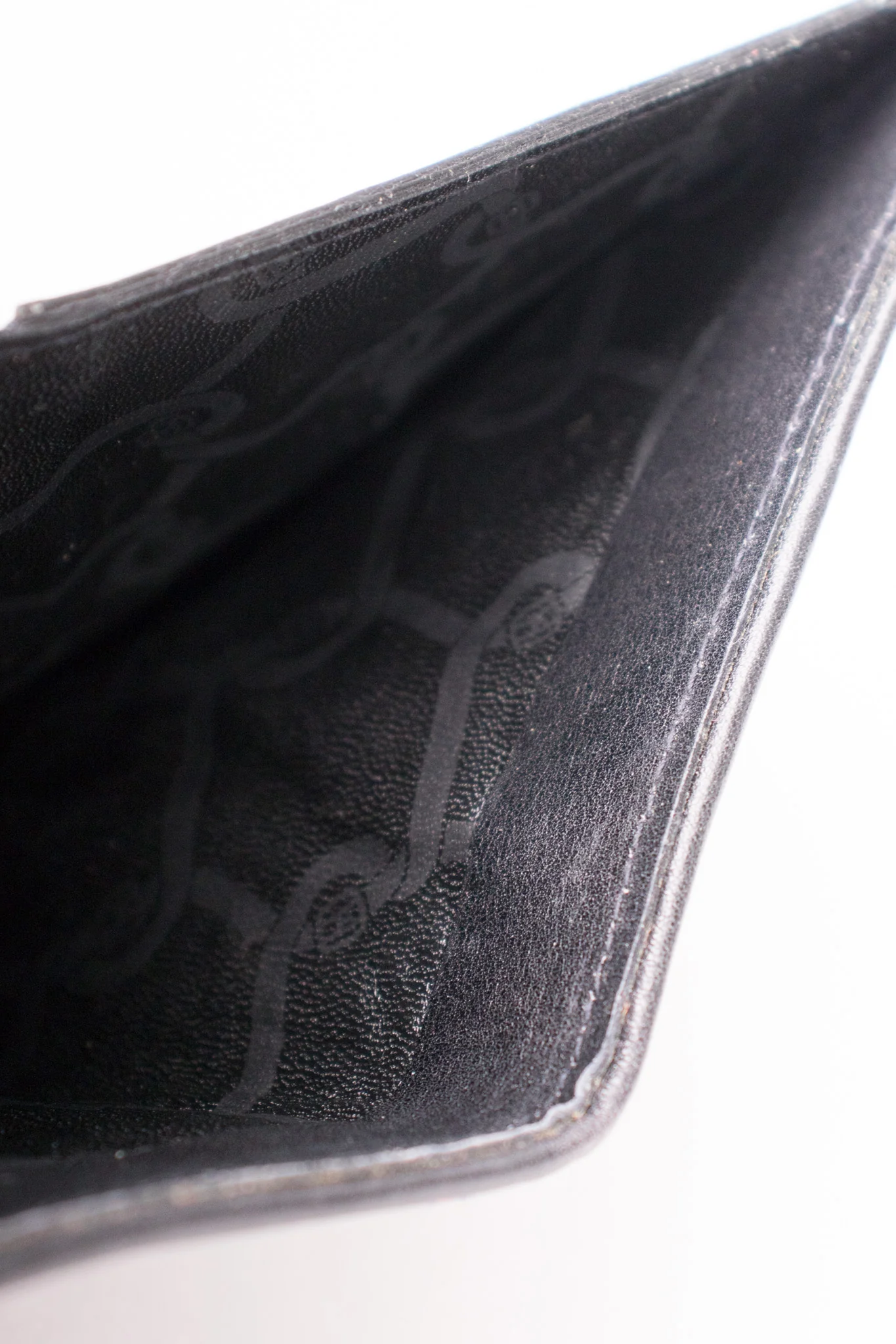 Velvet Striped Bi-Fold Wallet - Image 14