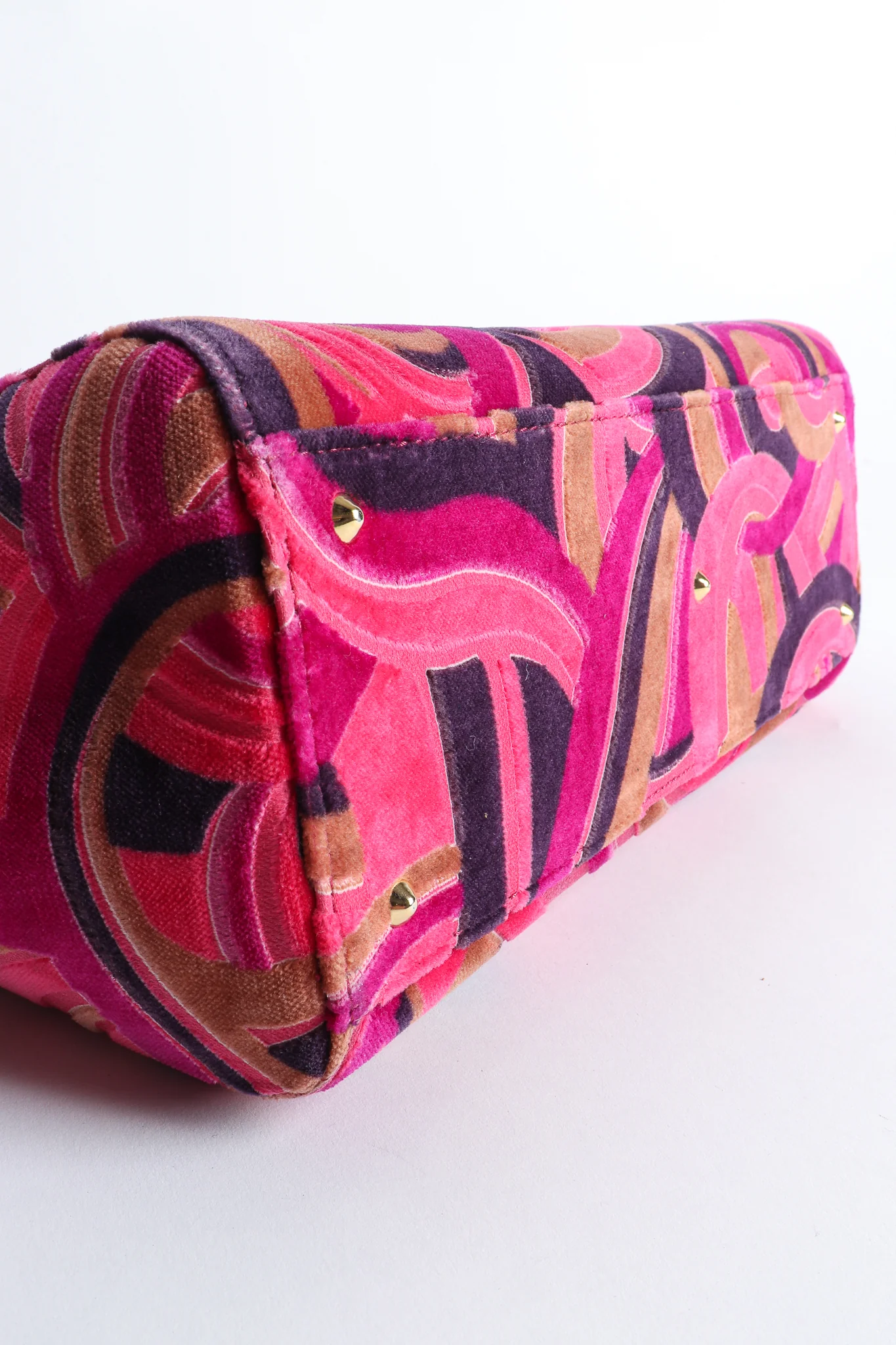 Velvet O-Ring Bag - Image 11