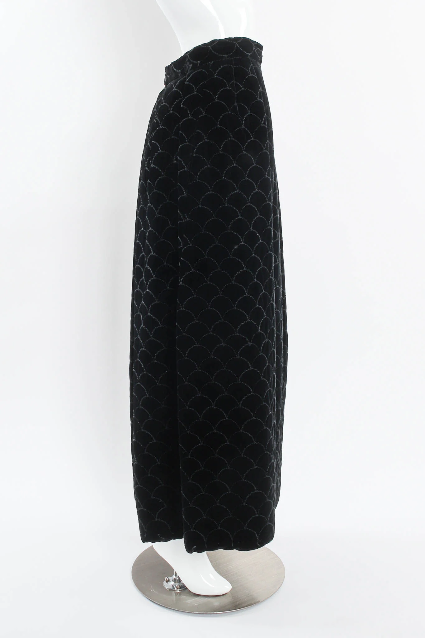 Velvet Scale Pattern Top & Skirt Set - Image 11