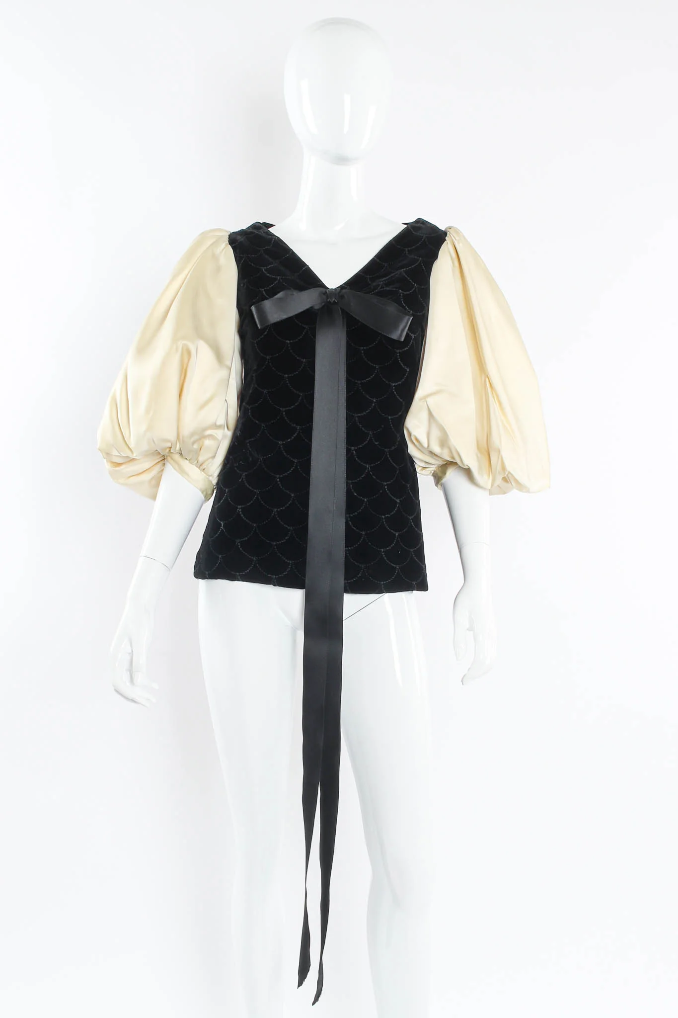 Velvet Scale Pattern Top & Skirt Set - Image 7