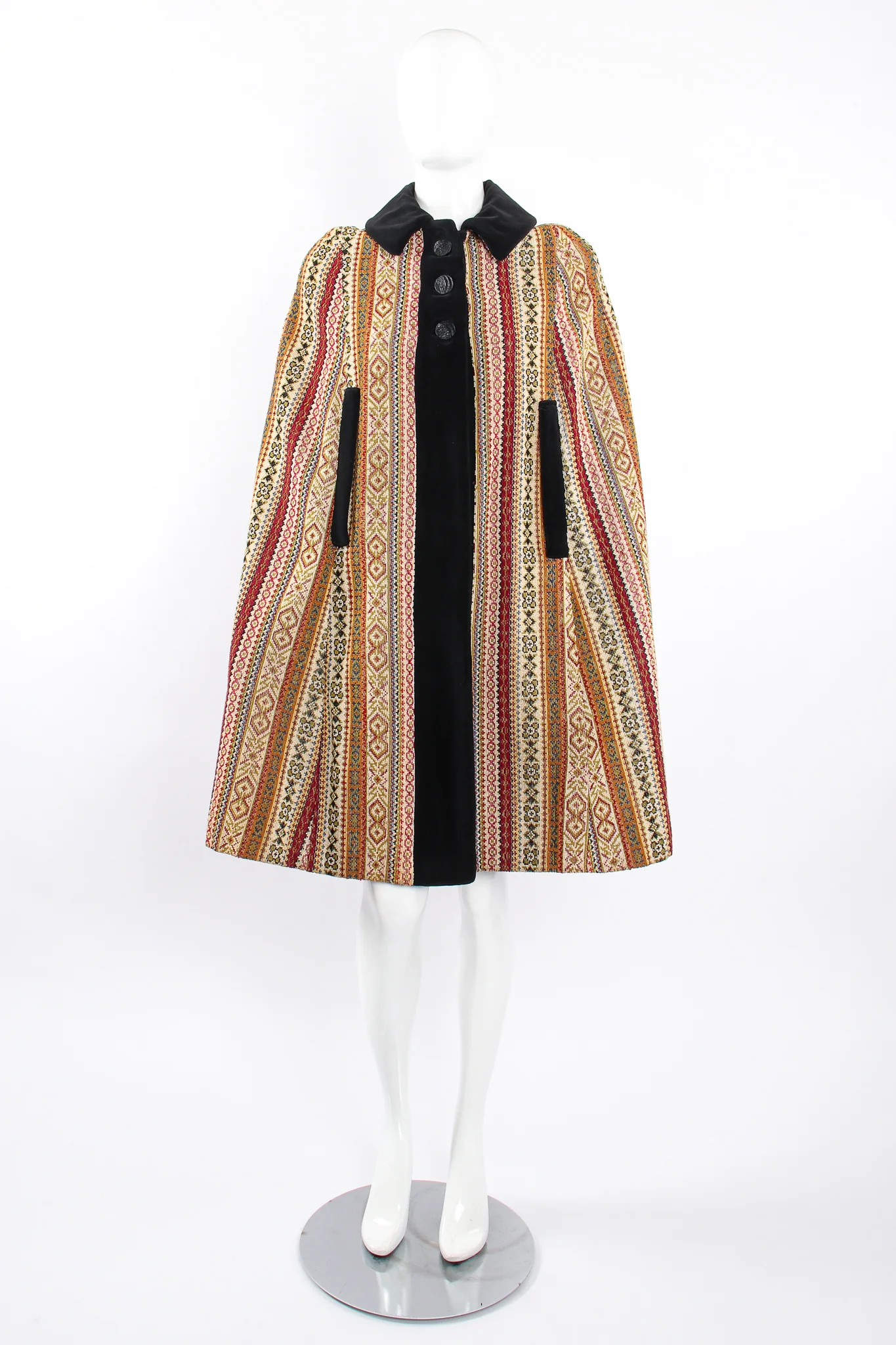 Velvet Tapestry Carpet Cape - Image 4