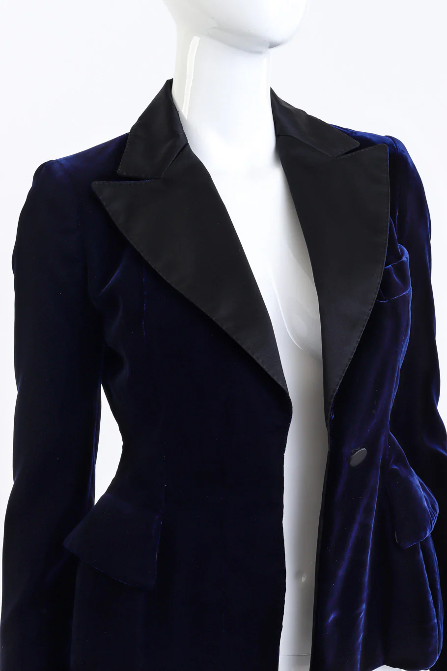 Velvet Tuxedo Jacket - Image 4
