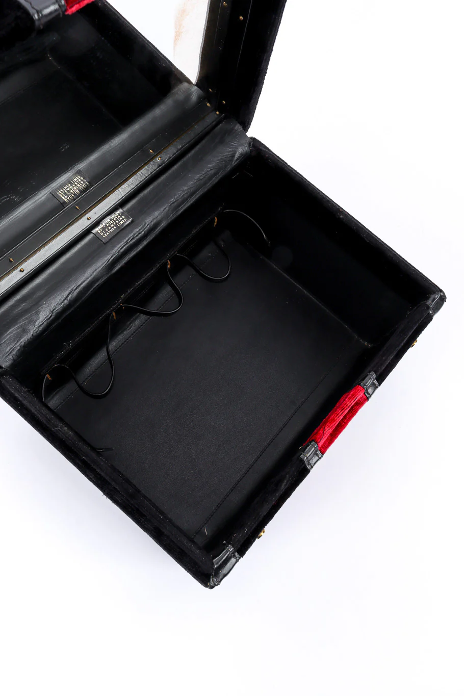 Velvet Vanity Case - Image 12