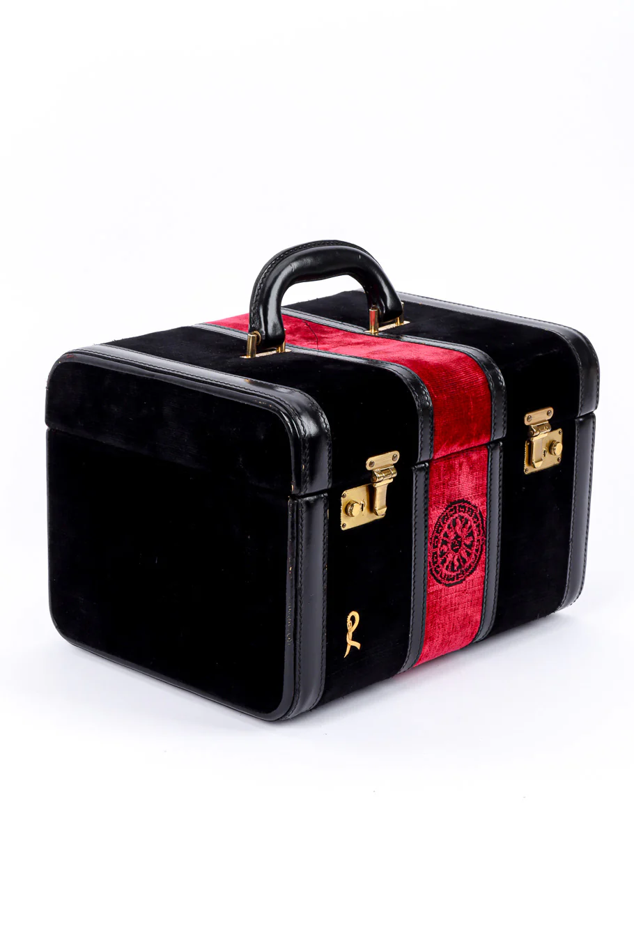 Velvet Vanity Case - Image 3