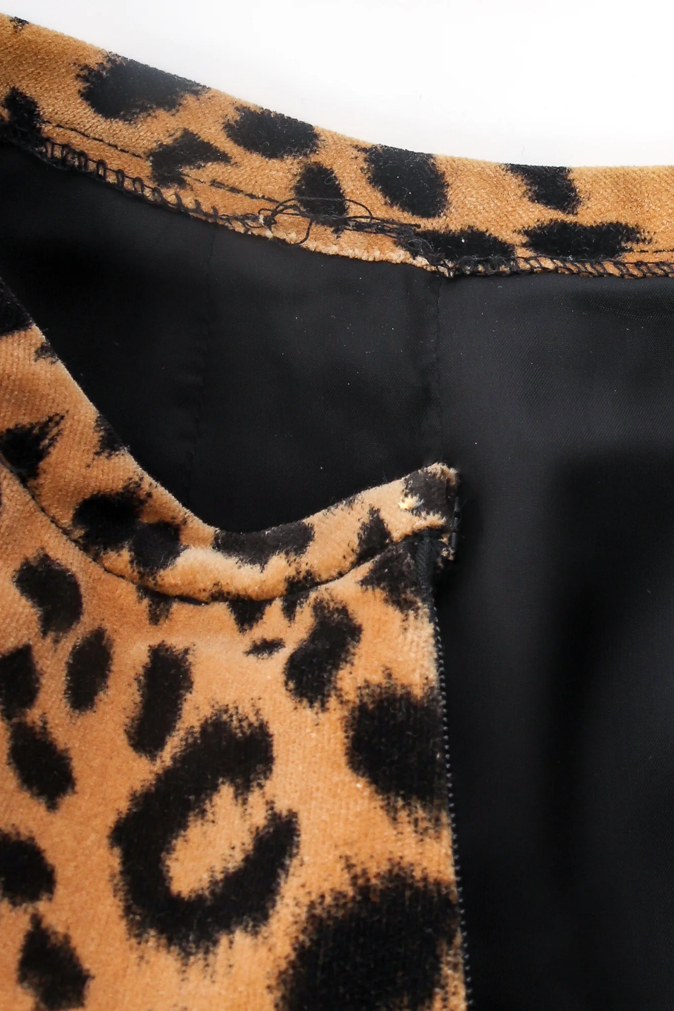 Velvet Cheetah Vest & Pant Set - Image 21