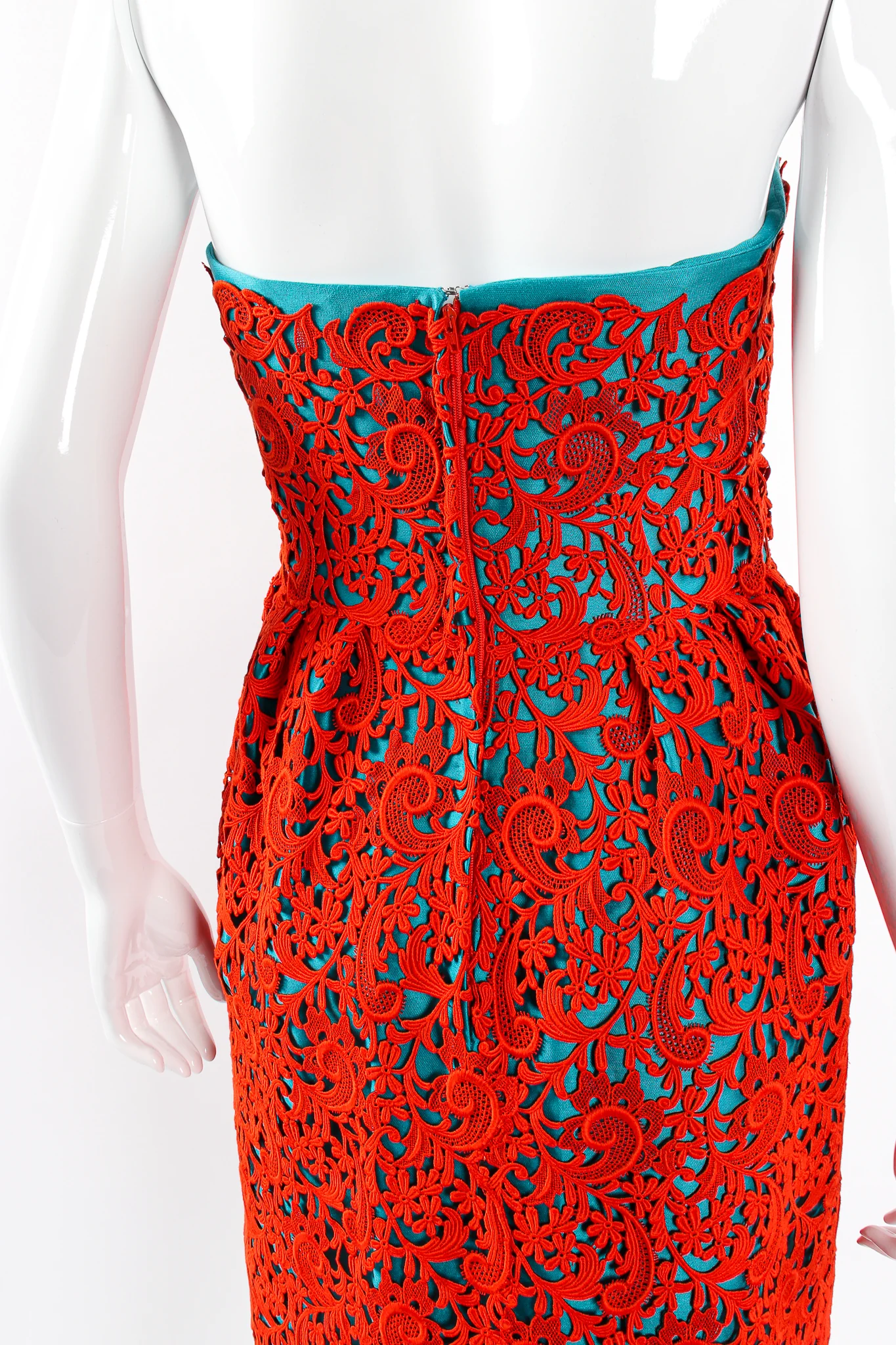 Venetian Lace Sweetheart Dress - Image 8