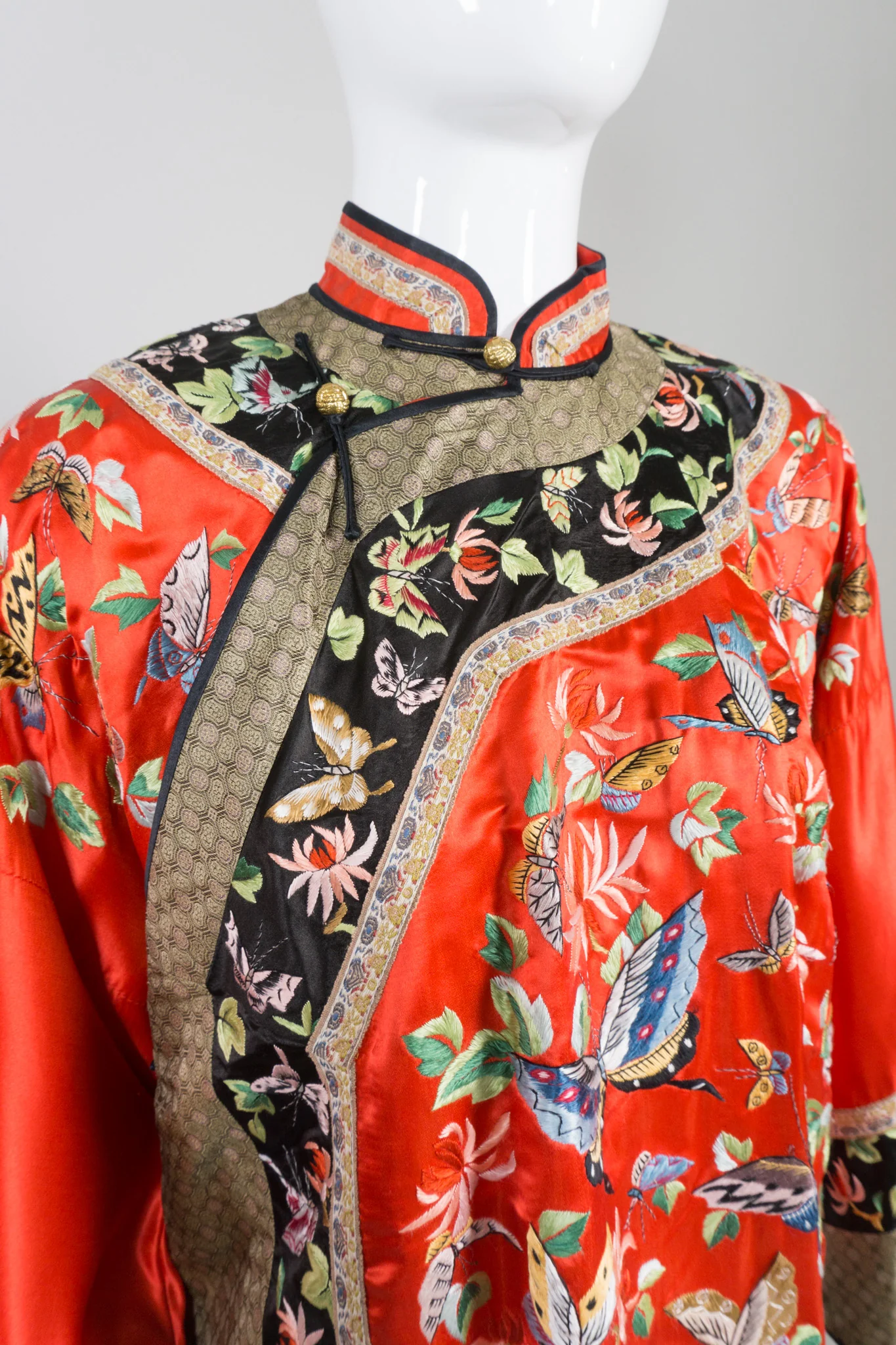 Vintage Chinese Rainbow Butterfly Embroidered Jacket - Image 12