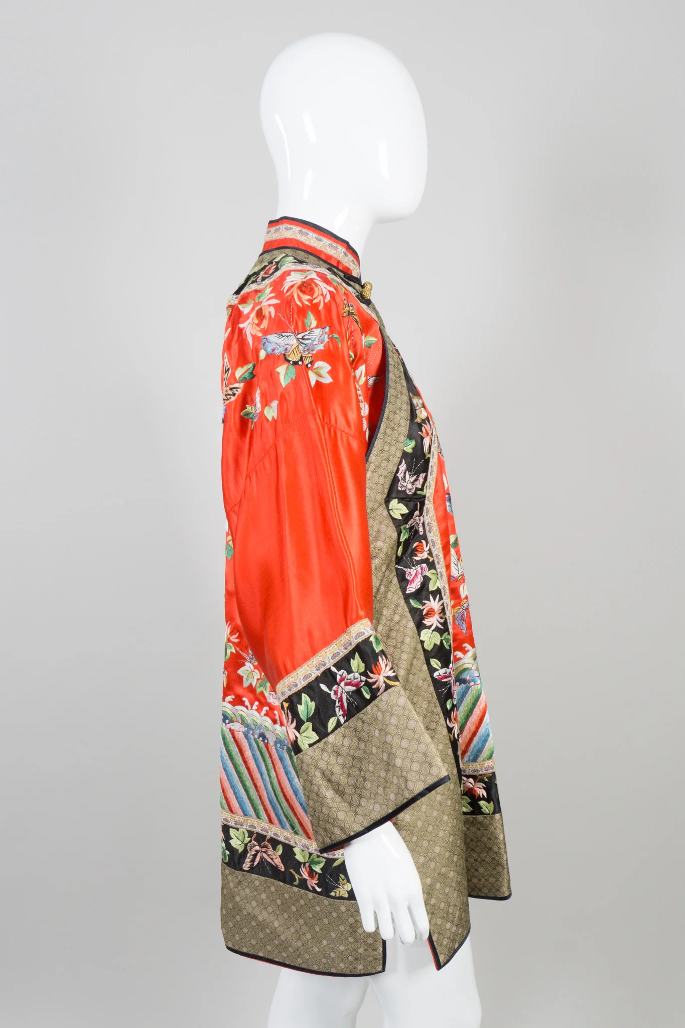 Vintage Chinese Rainbow Butterfly Embroidered Jacket - Image 8
