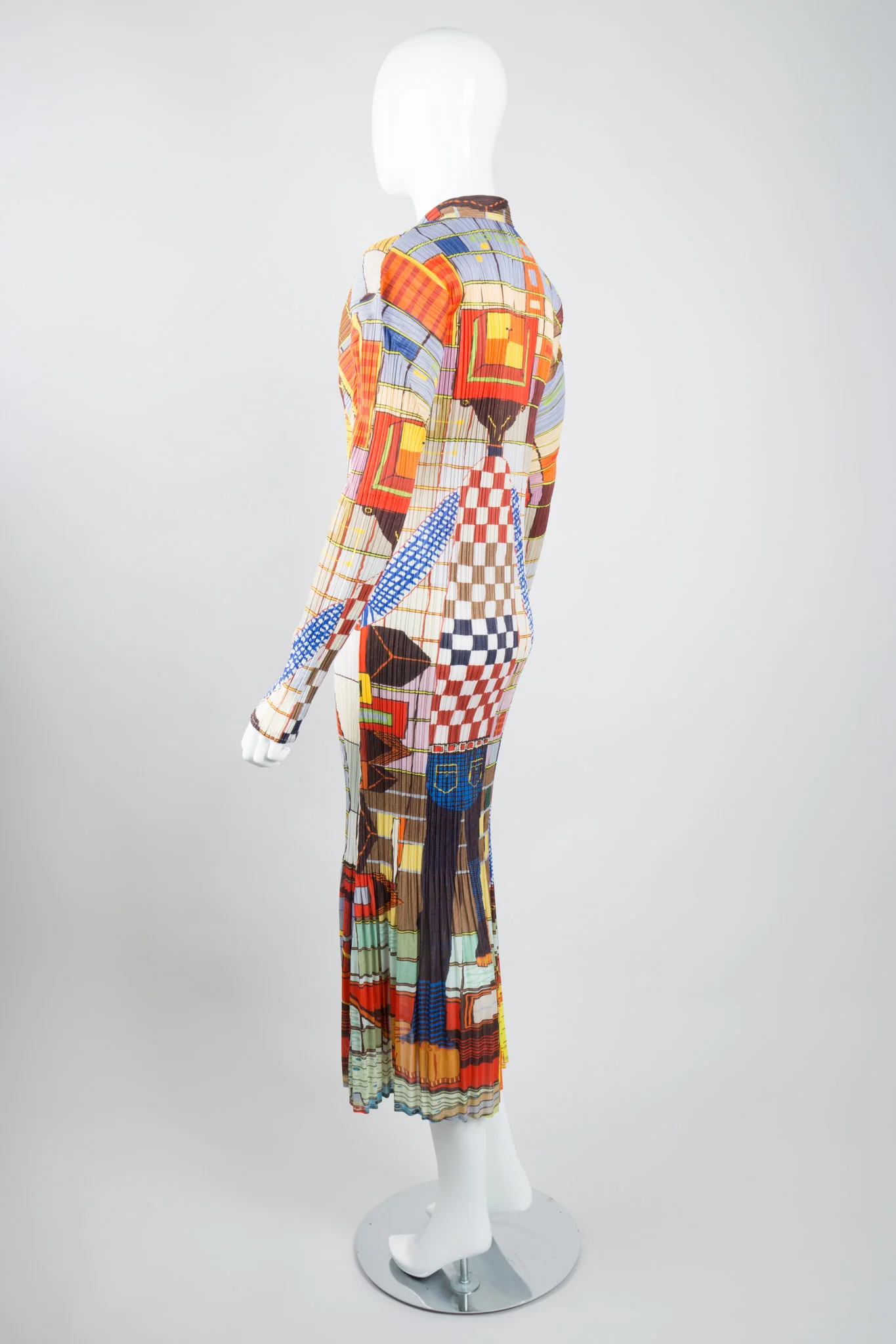 Walking Man Pleated Dress - Image 5