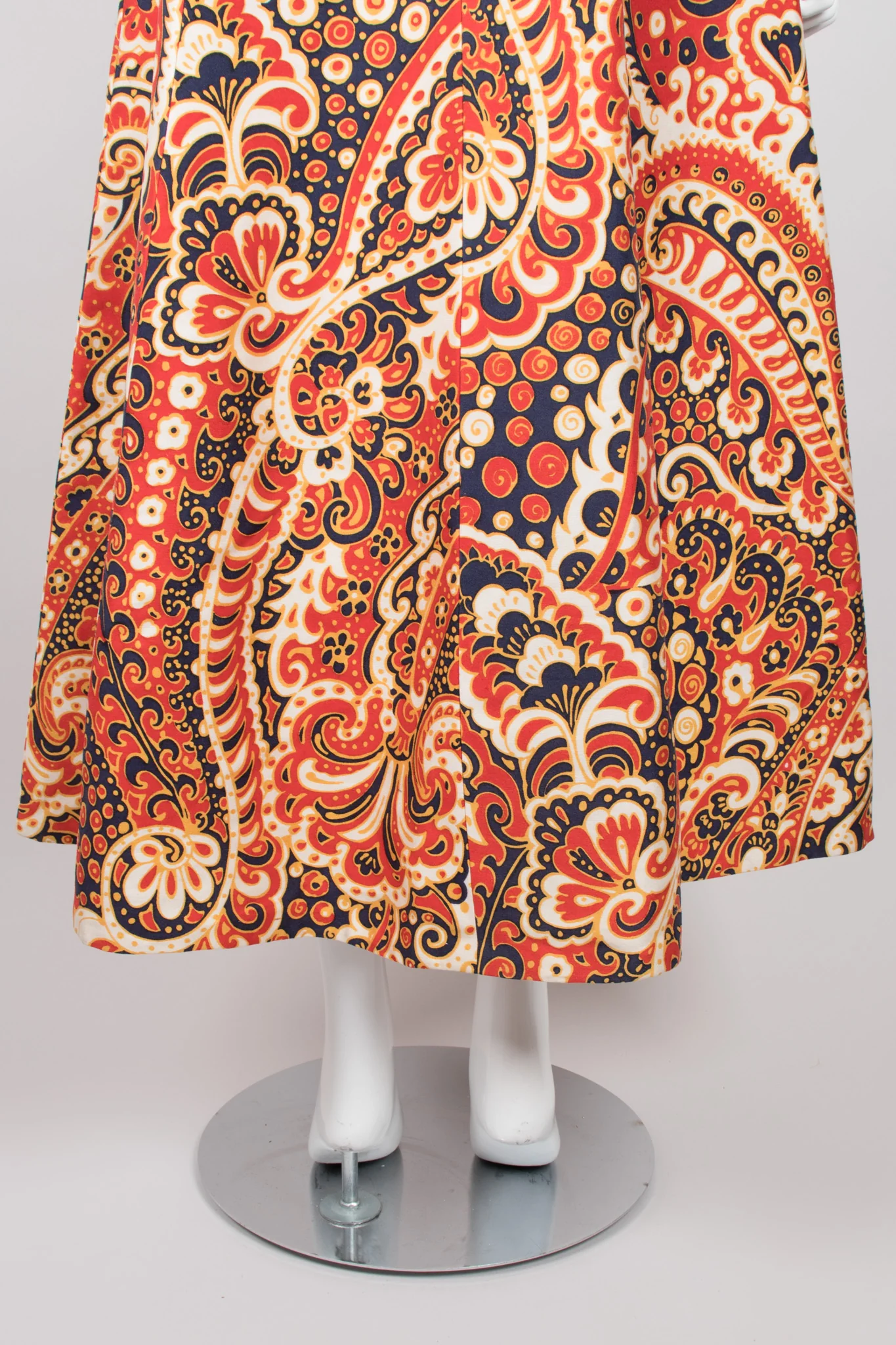 Wave Print Cutout Dress - Image 10