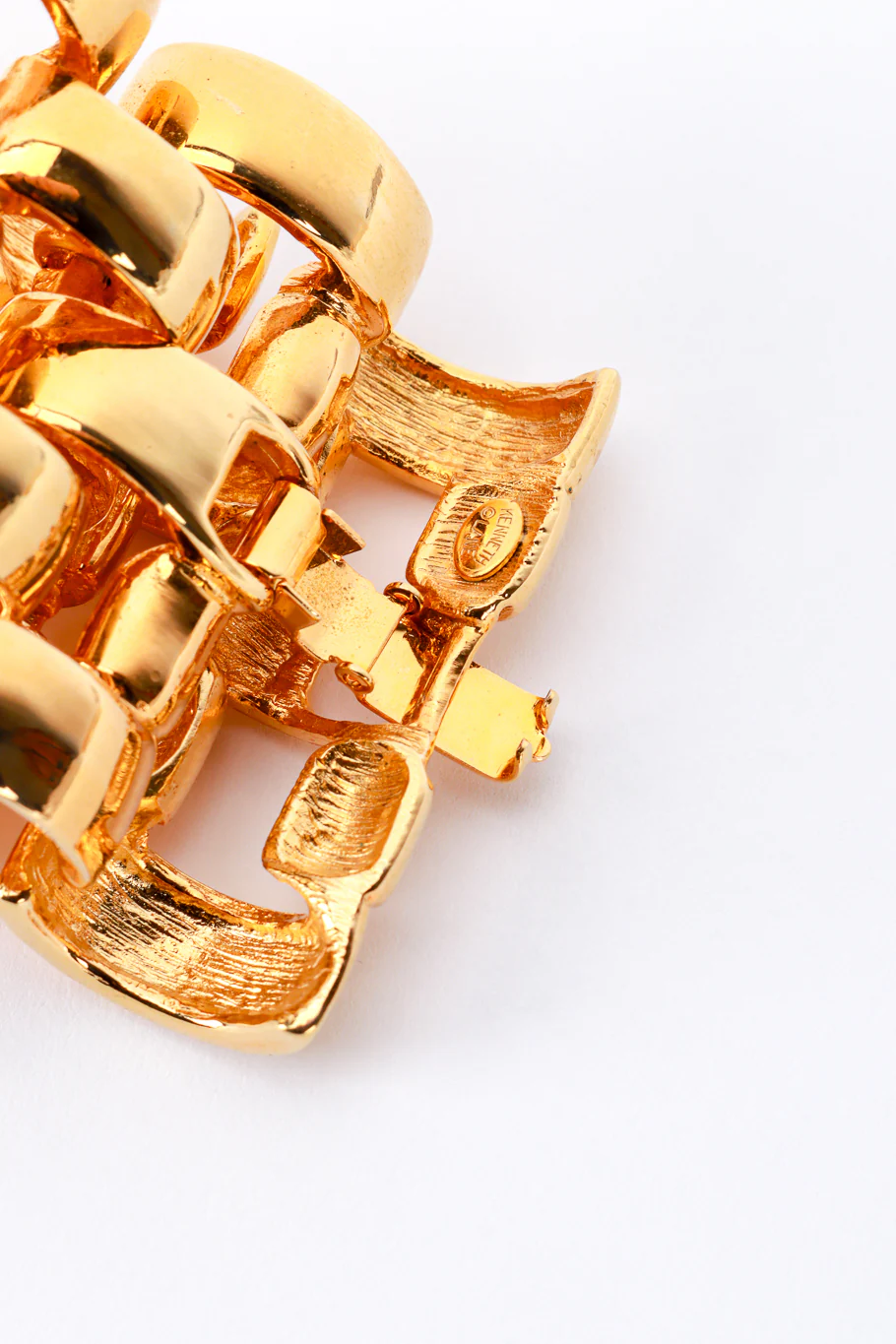 Wide Curve Link Bracelet - Image 5