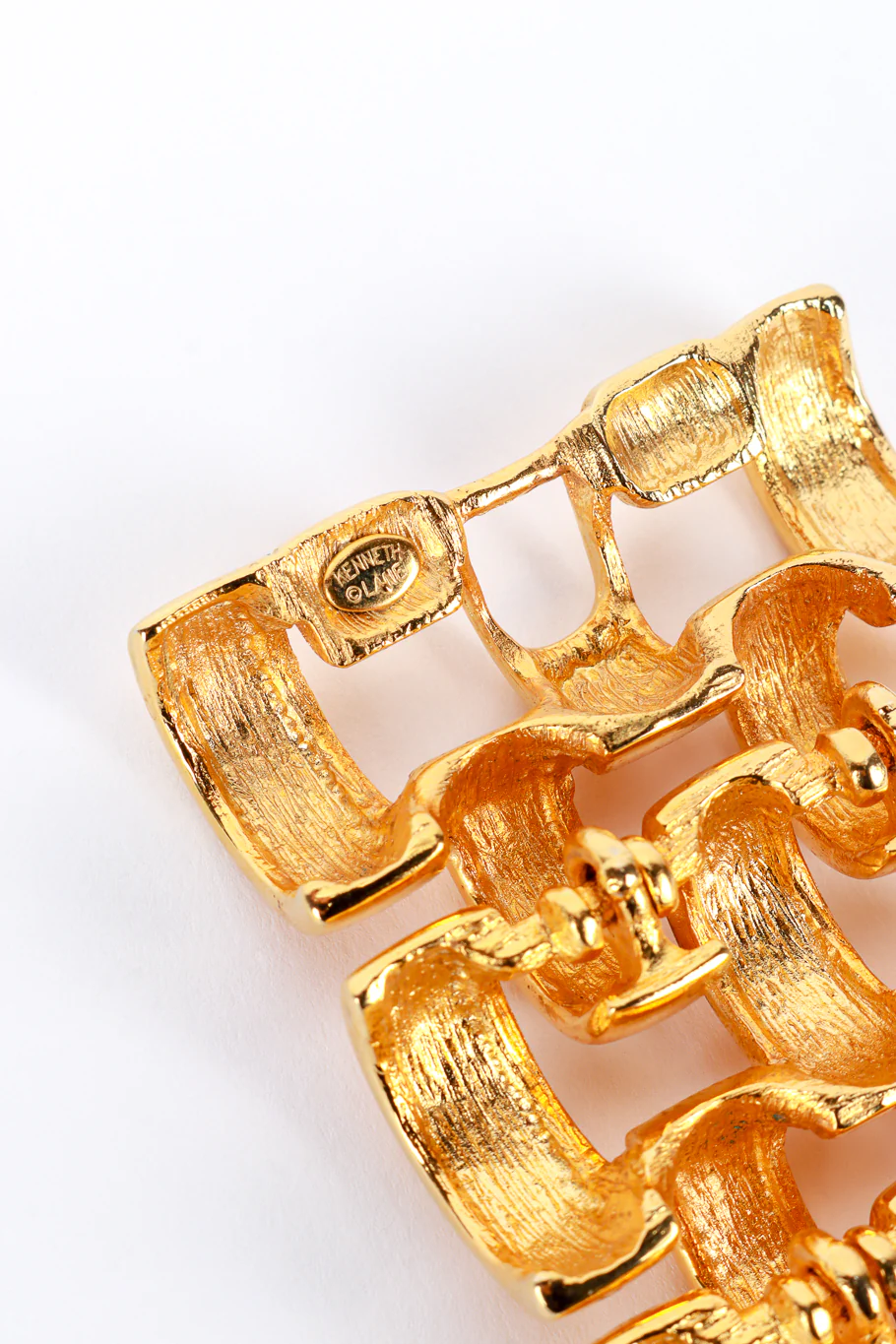 Wide Curve Link Bracelet - Image 6