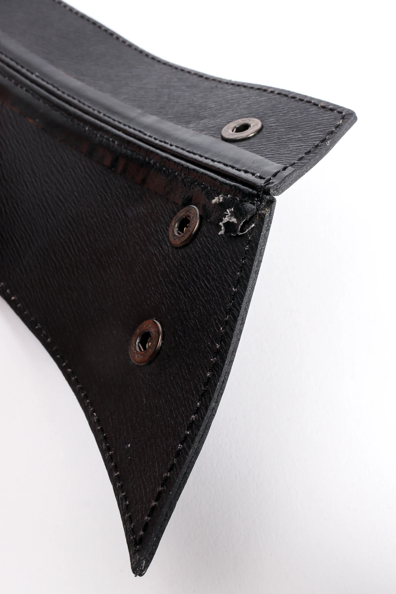 Wide Glossy Leather Cinch Belt - Image 10