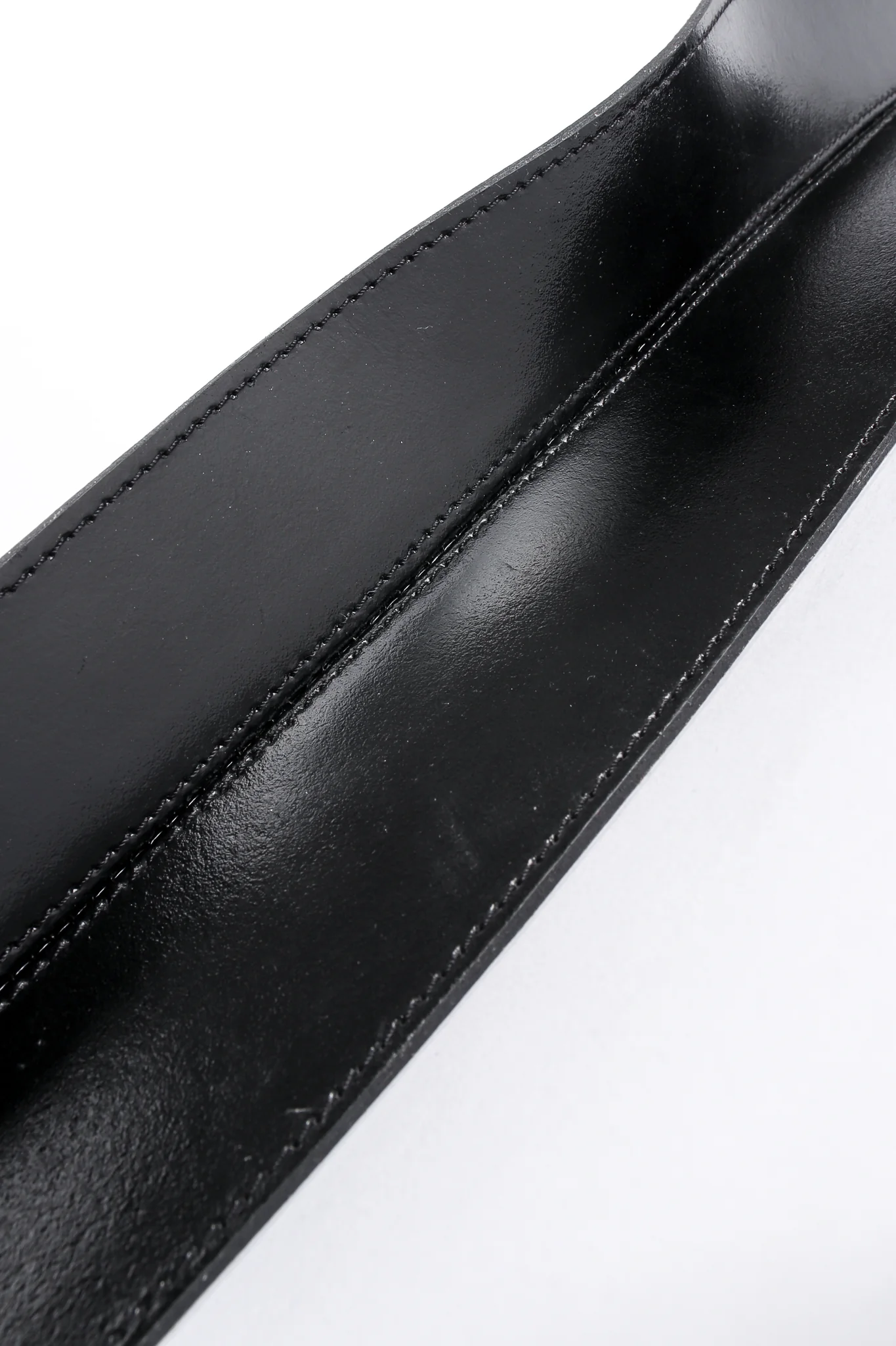 Wide Glossy Leather Cinch Belt - Image 7