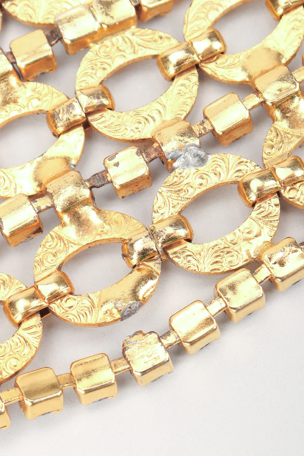 Wide Rhinestone Link Belt - Image 11