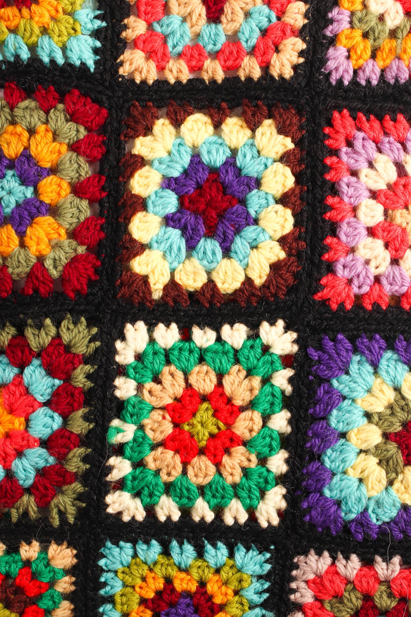 Kaleidoscope Wool Crop Vest - Image 10