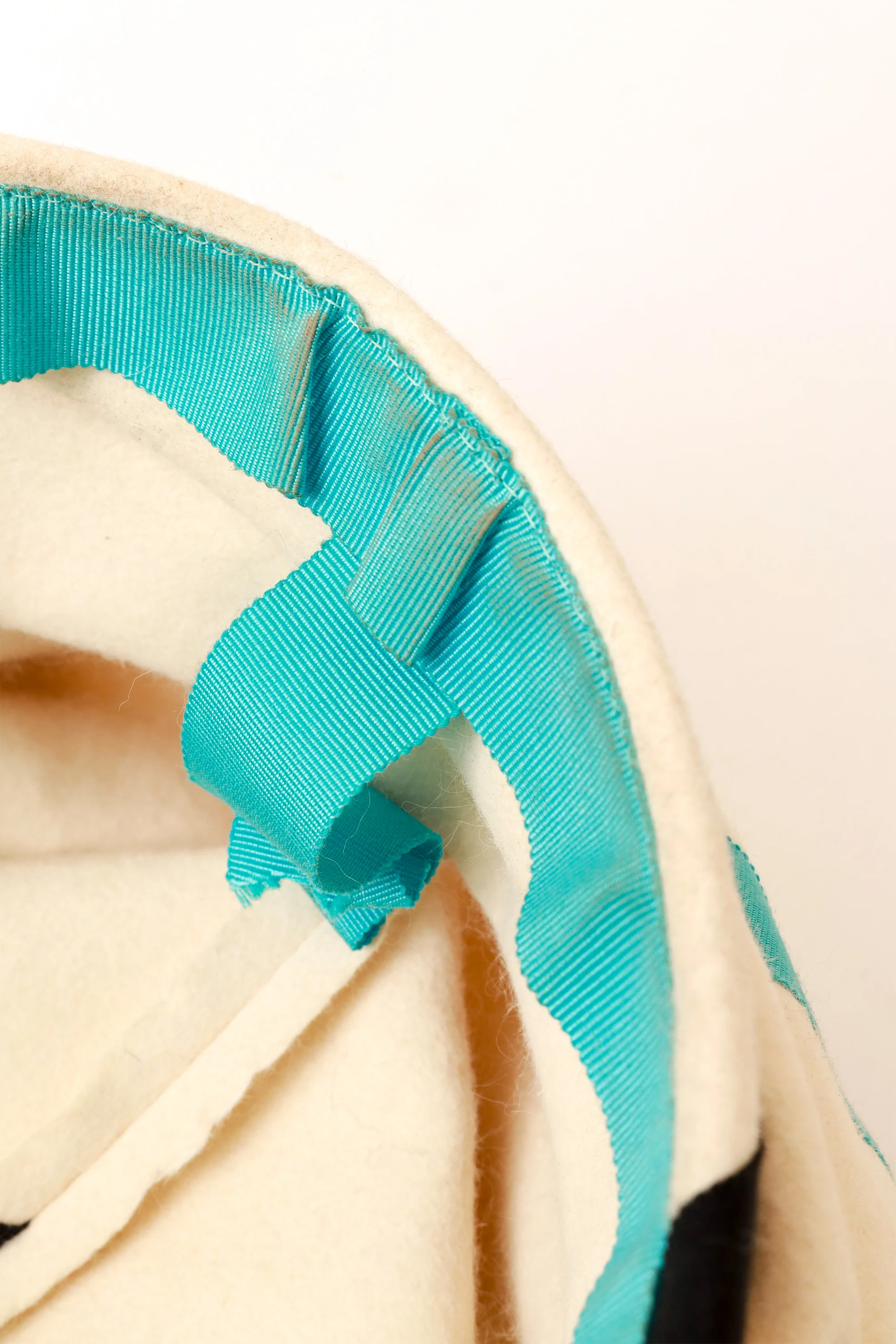 Wool Ribbon Hat - Image 6