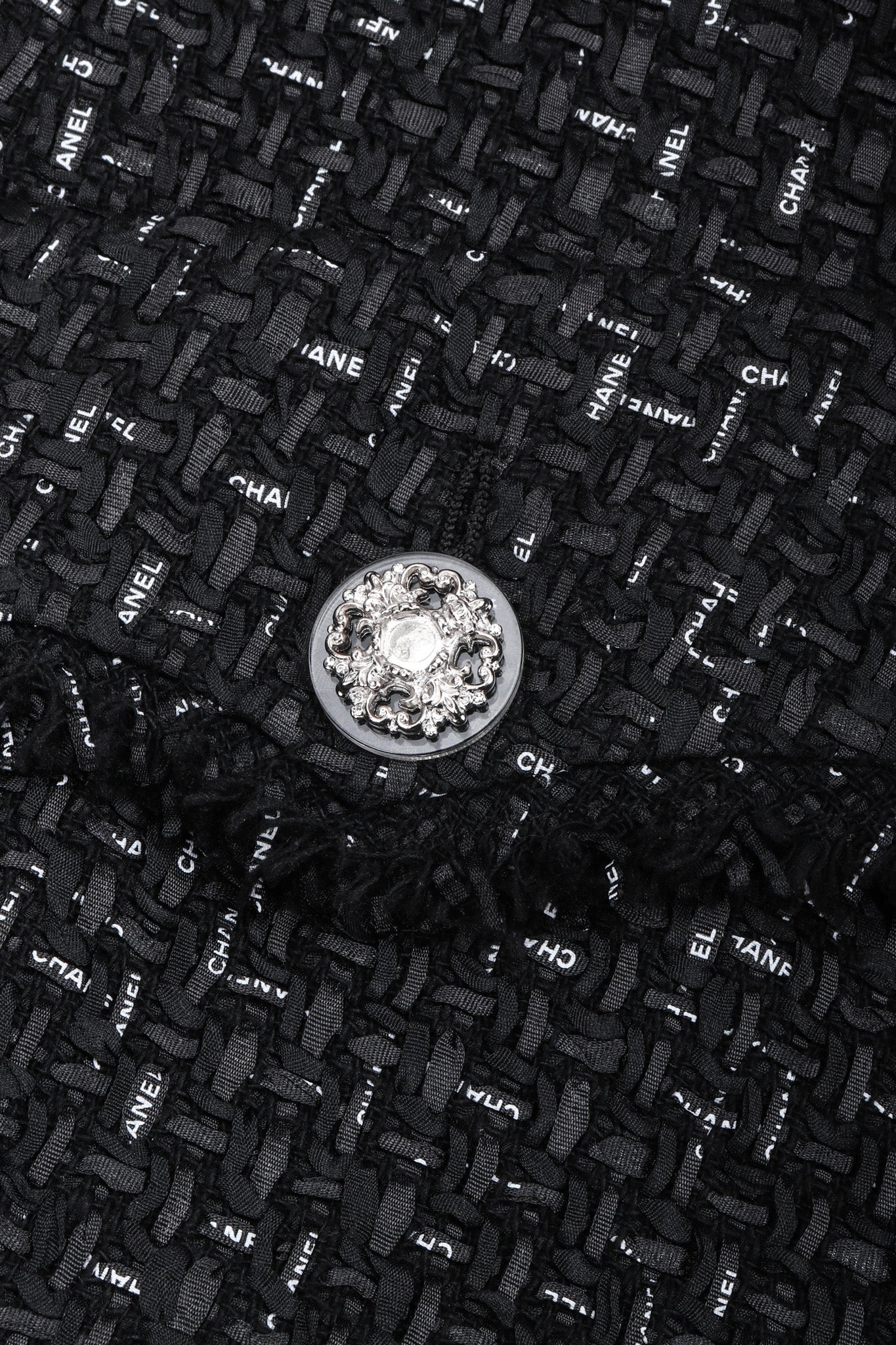 Woven Logo Ribbon Jacket - Image 22