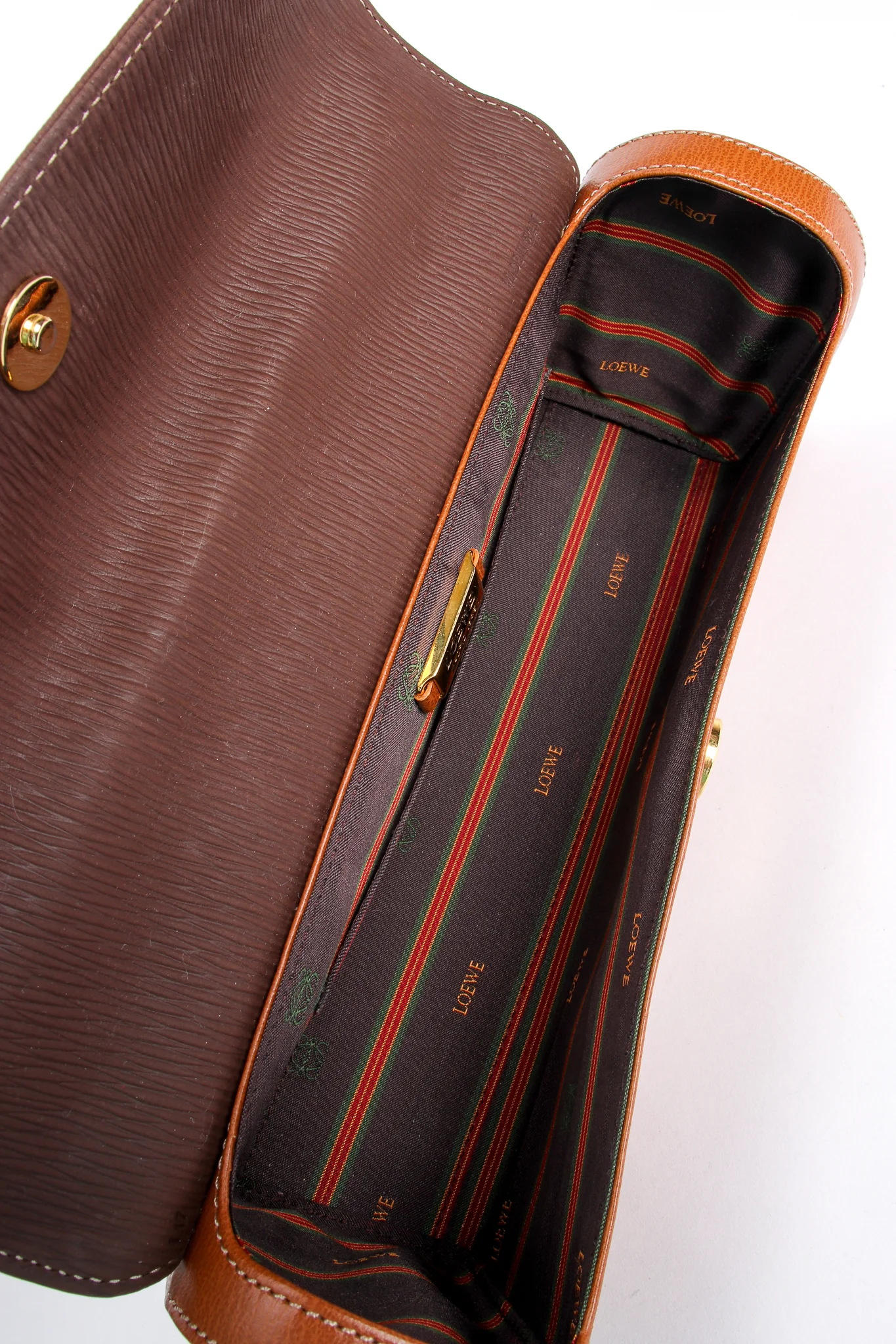 Wrapped Handle Barrel Flap Bag - Image 12