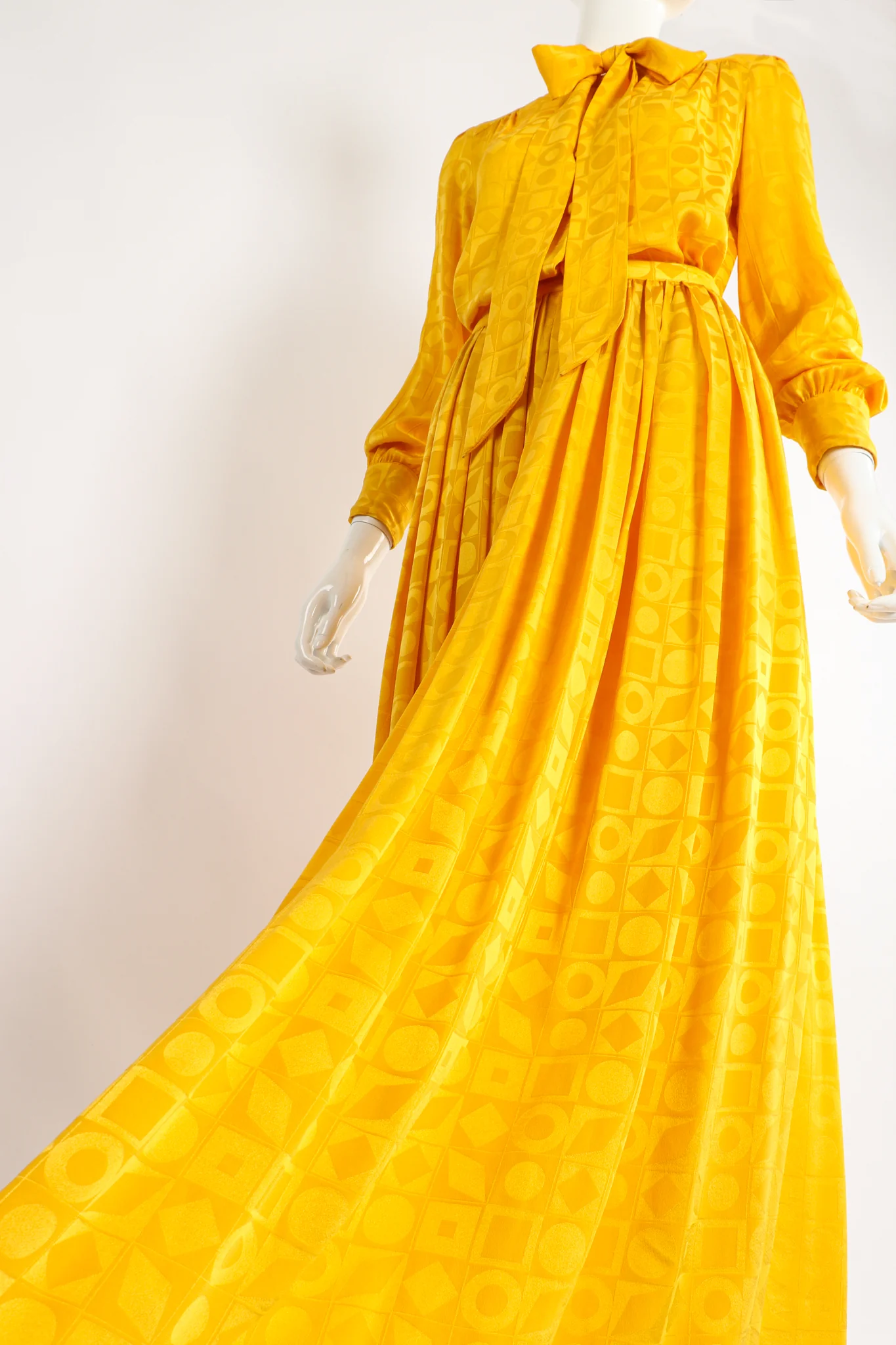 Golden Palazzo Pant Set - Image 3