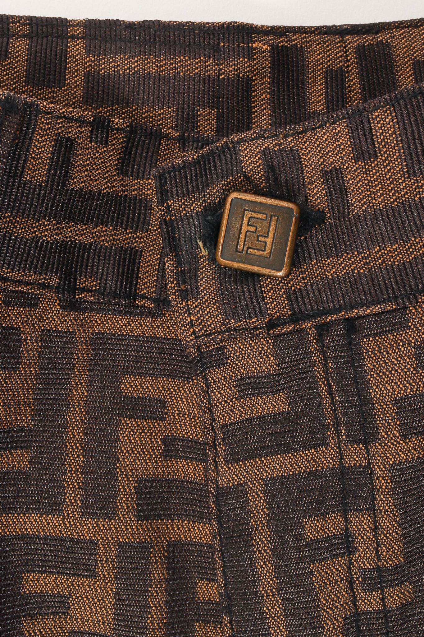 Zucca Monogram Crop Jean W26 - Image 7